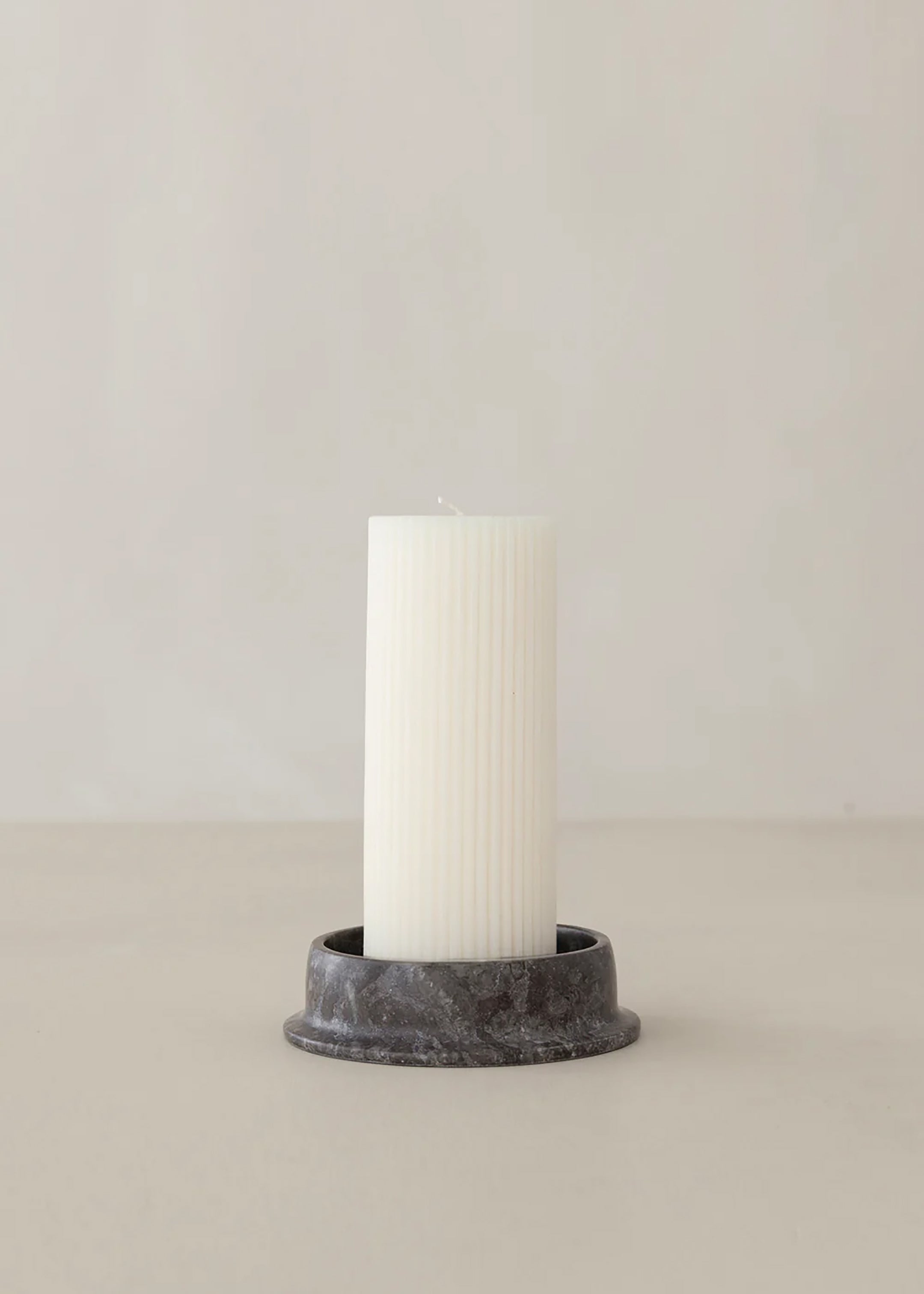 Aki Marble Candle Holder / Black