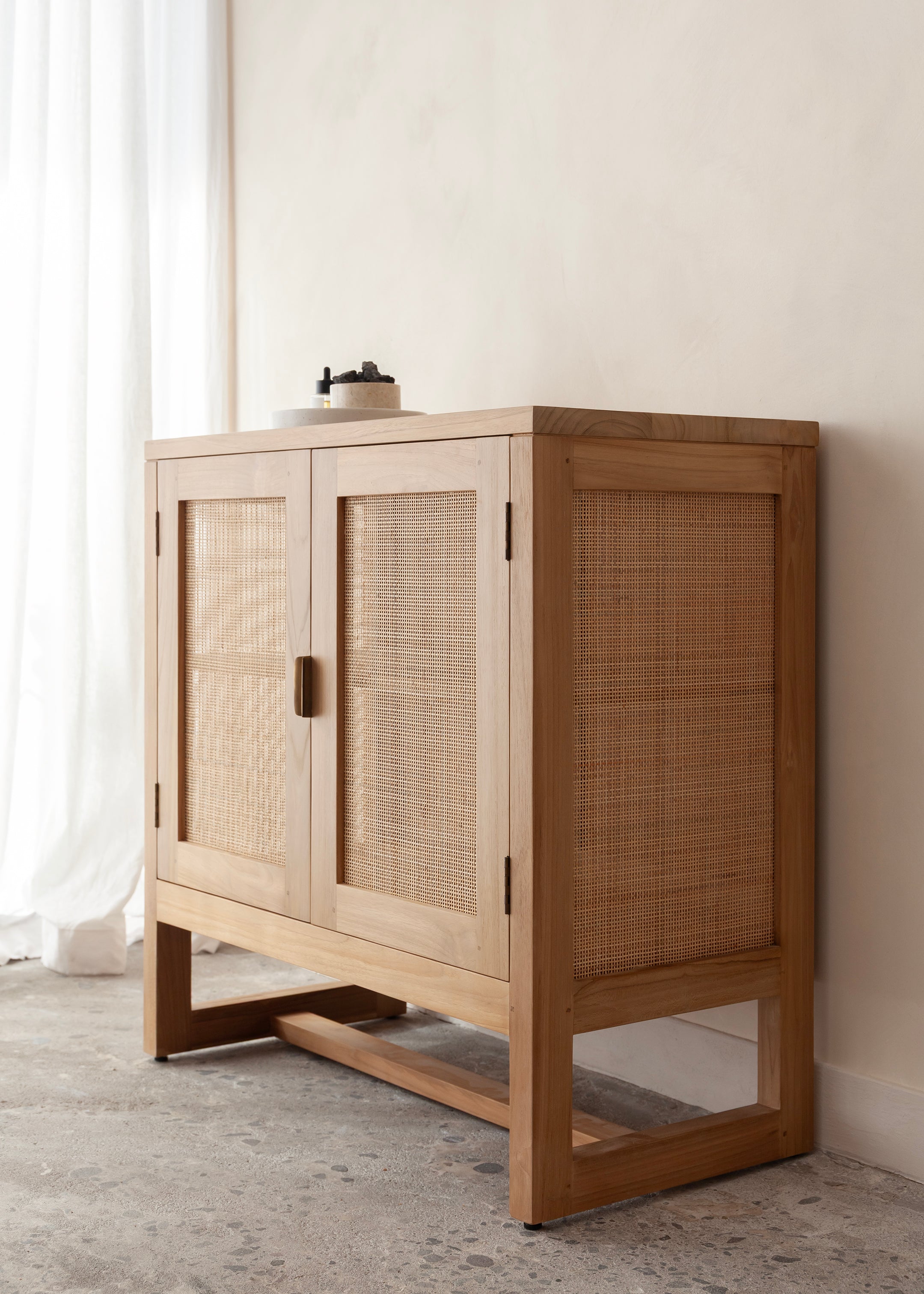 Alba Teak Cabinet / Natural