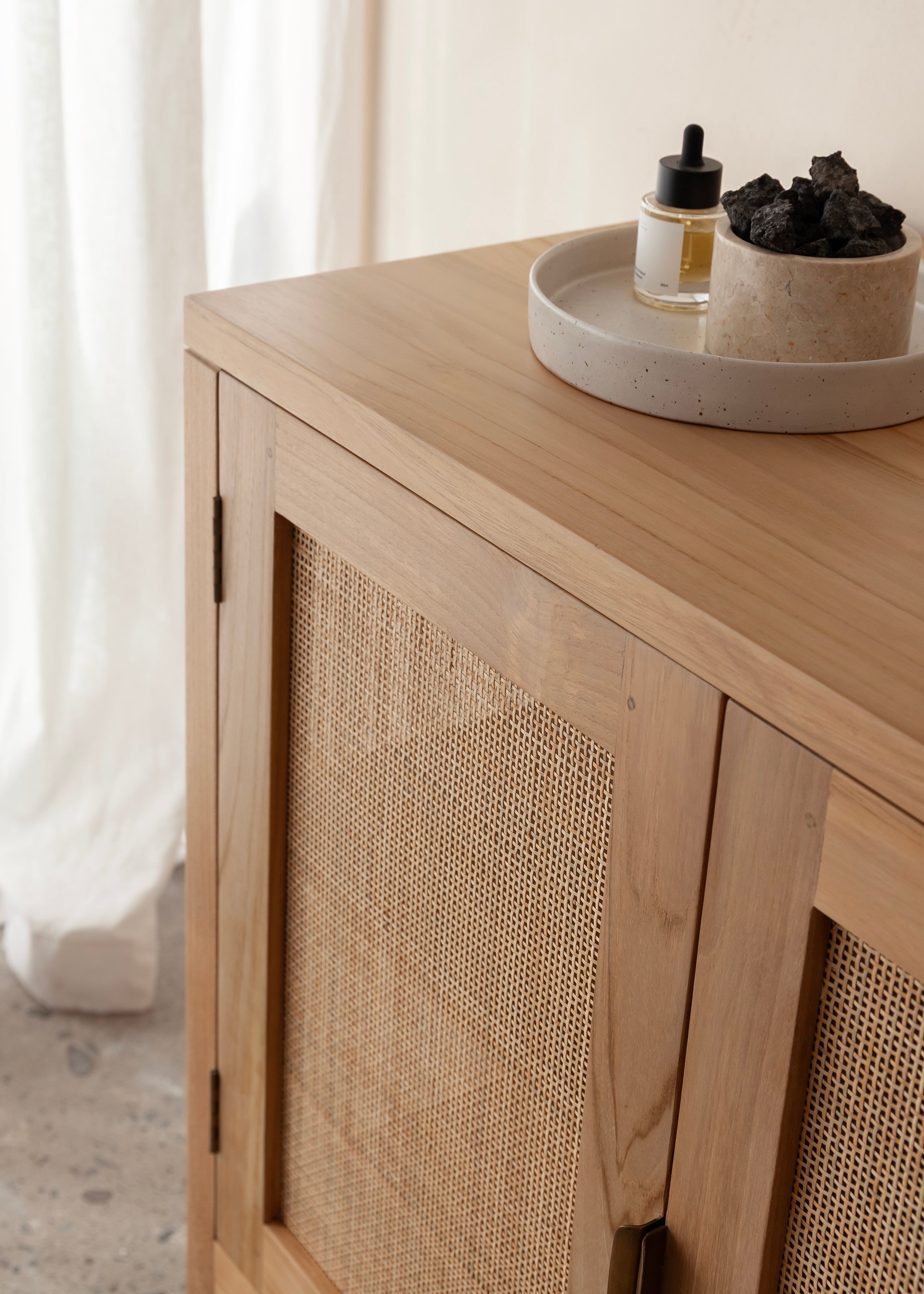 Alba Teak Cabinet / Natural