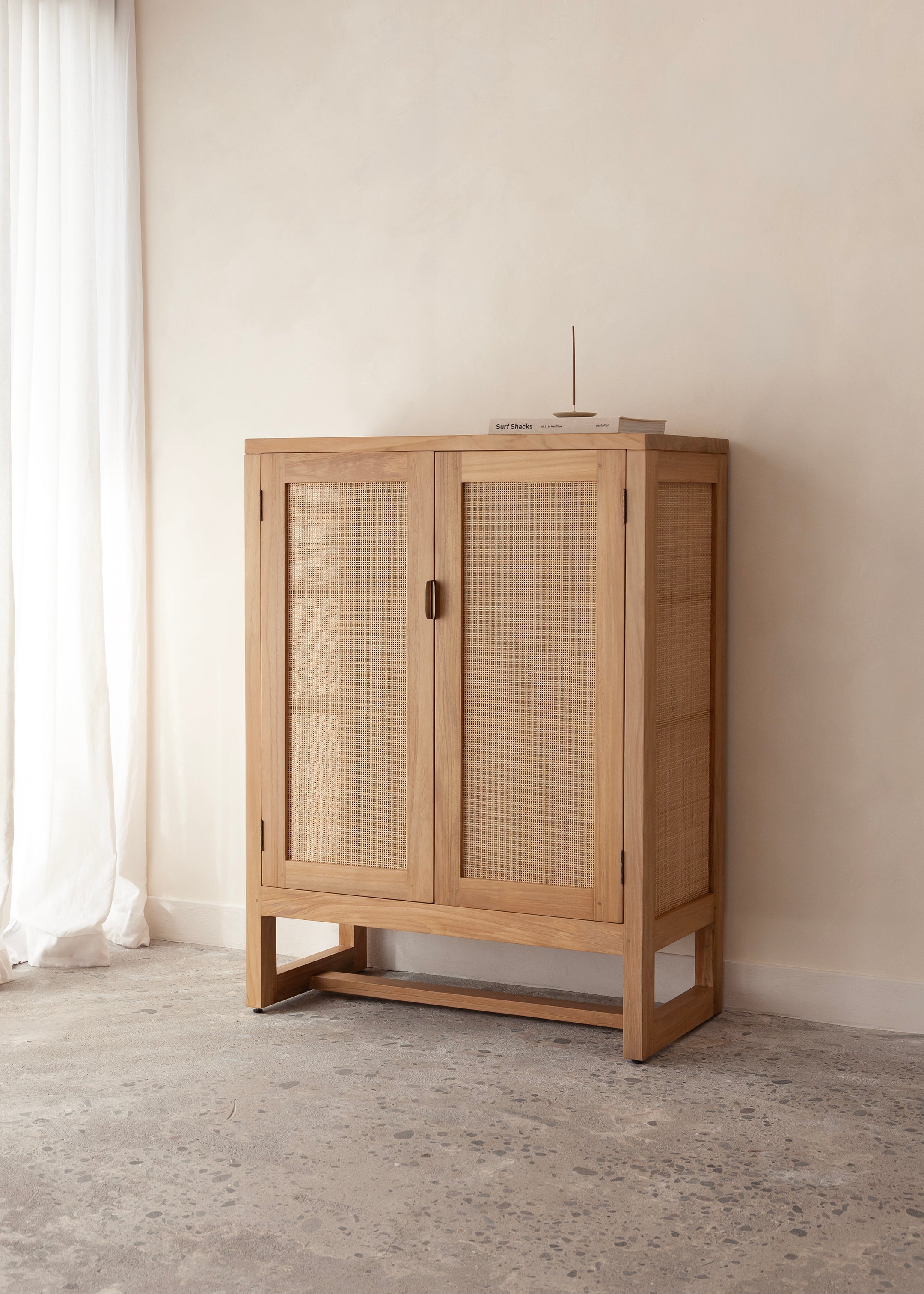 Alba Teak Cabinet / Natural