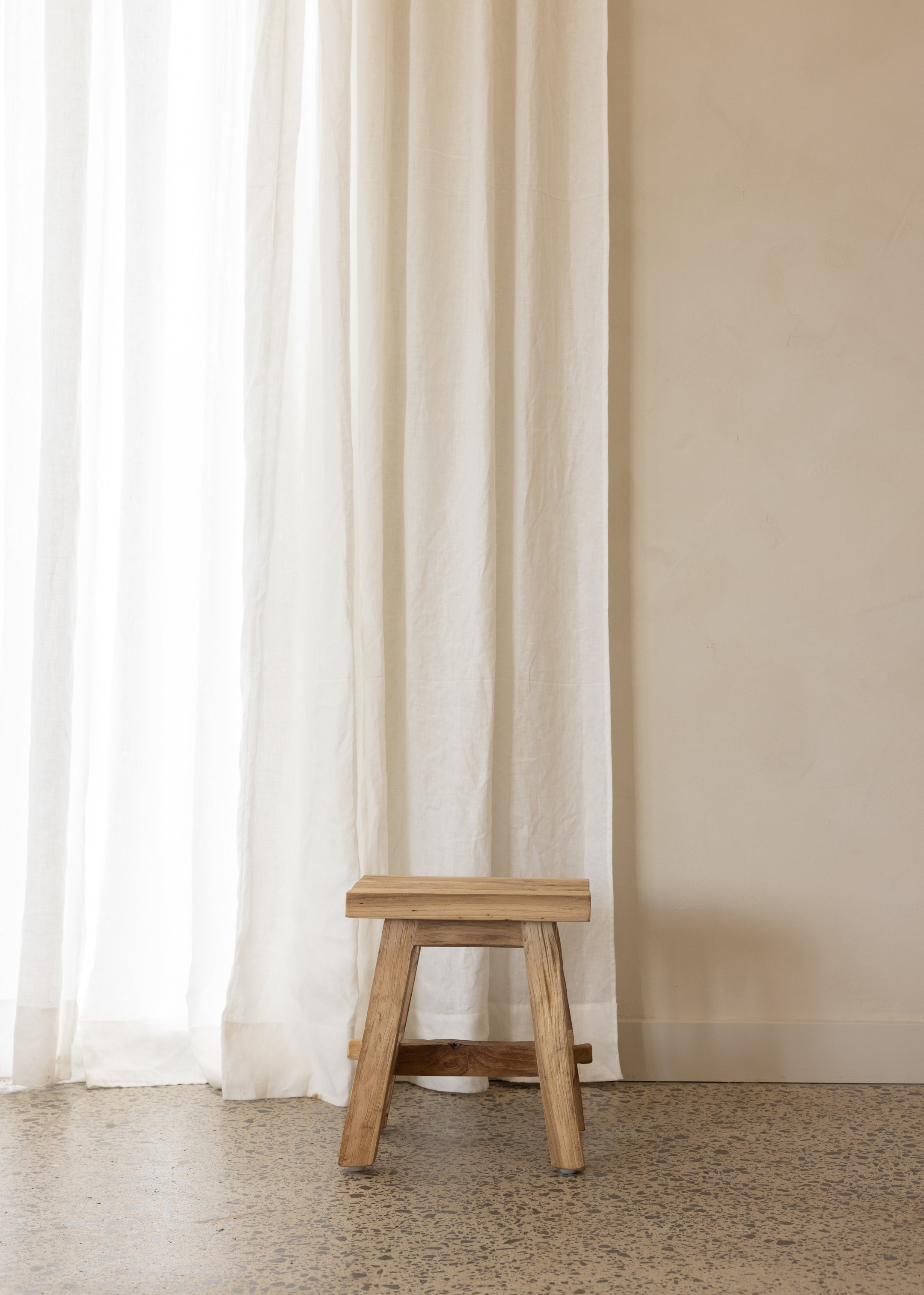 Bapak Stool / Natural