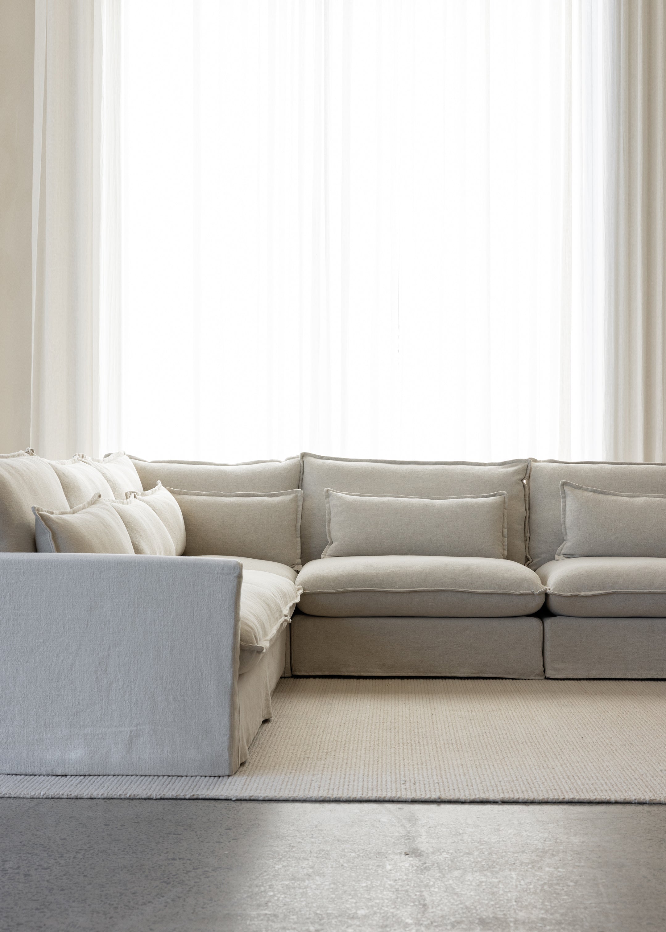 Benny Sectional Sofa / 5-Piece Corner