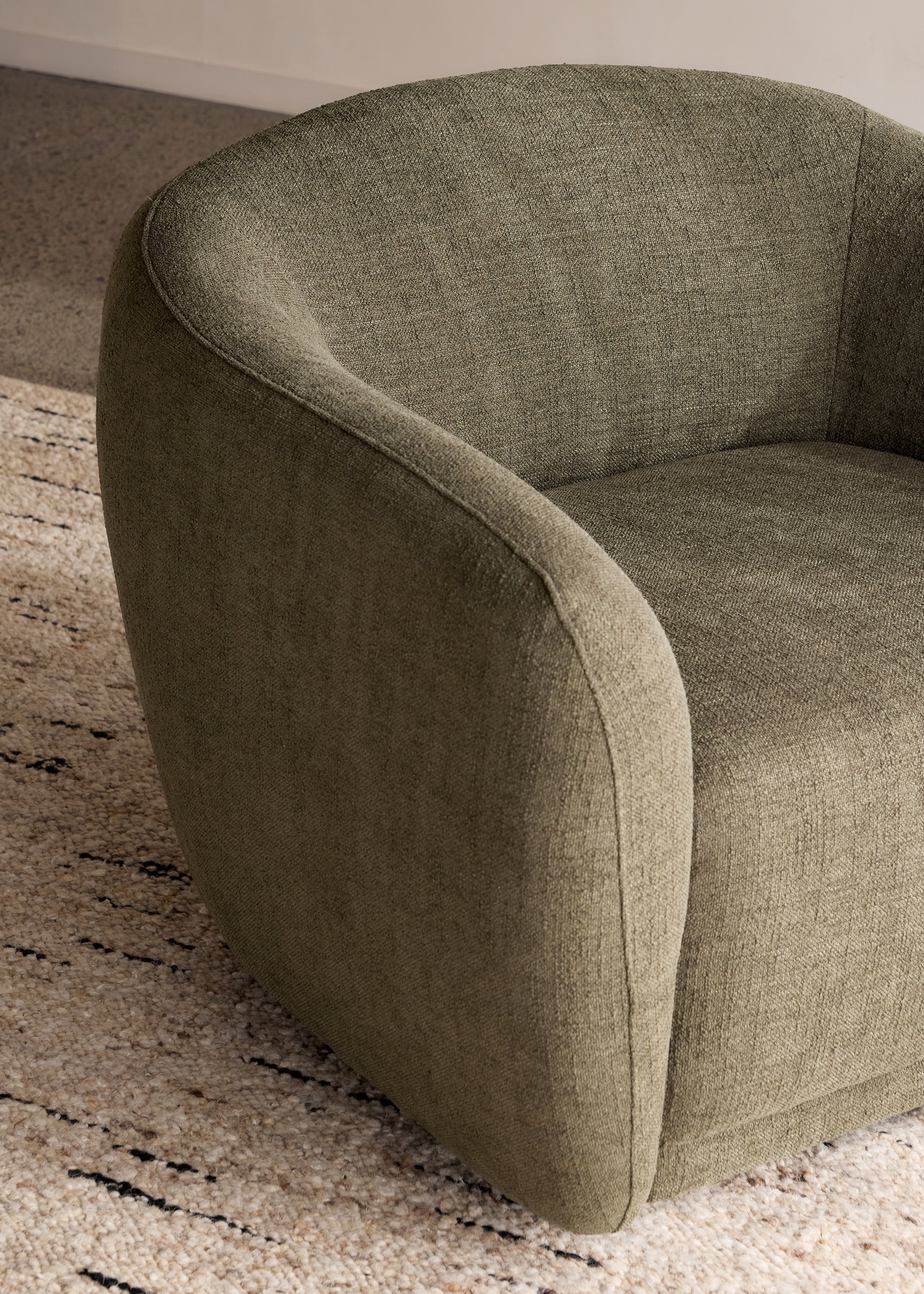 Blake Armchair / Moss
