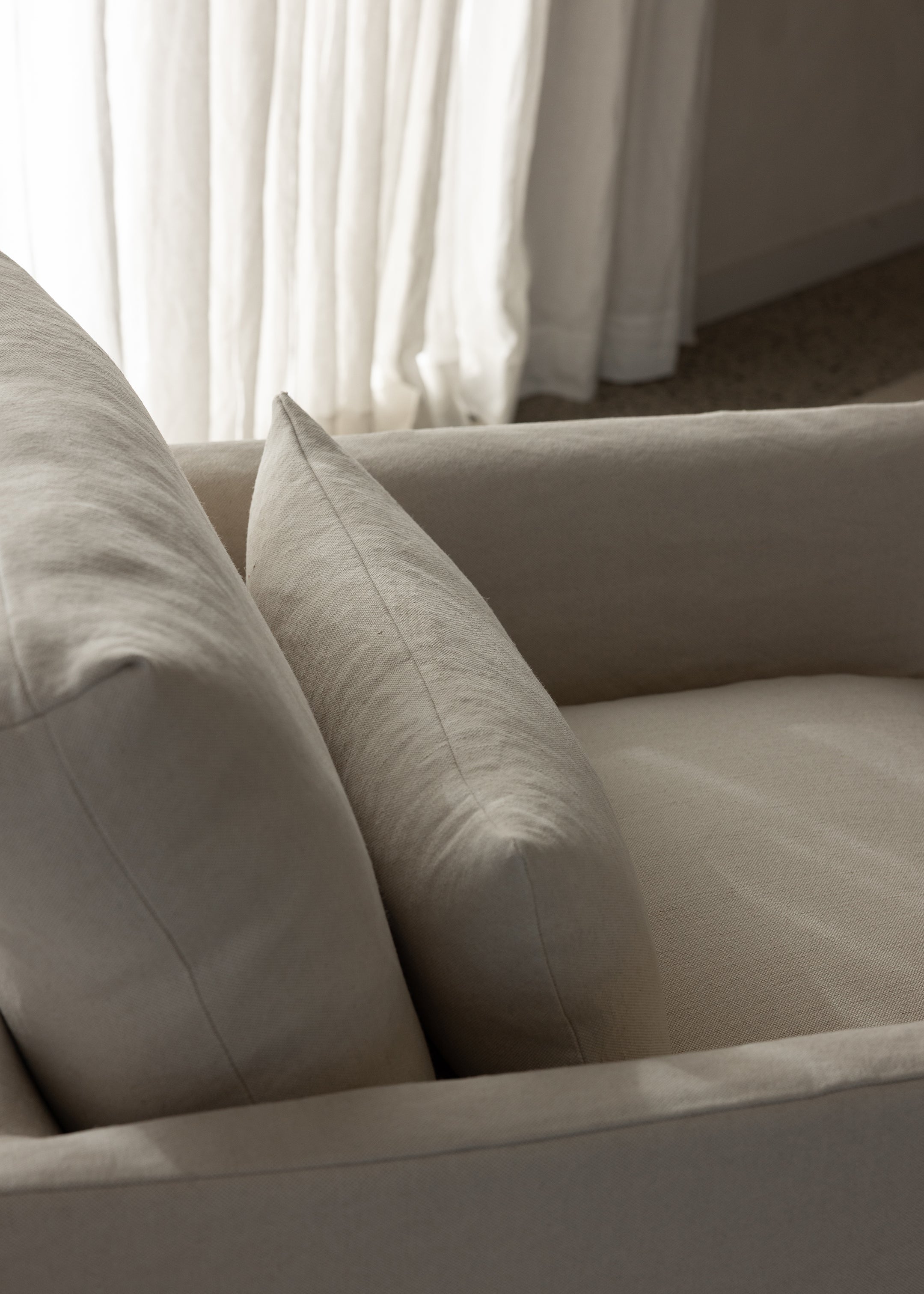 Celine Armchair / Natural
