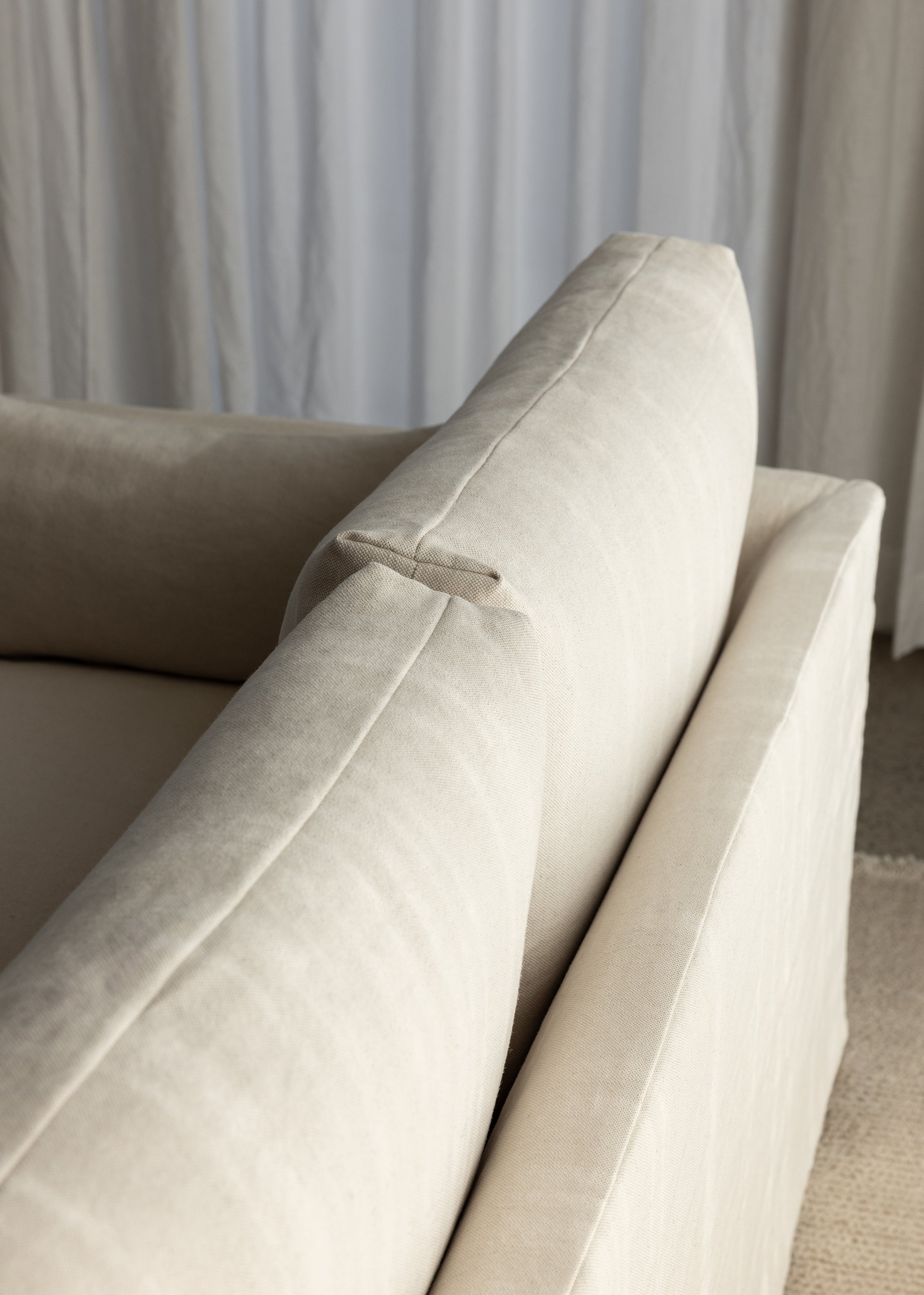 Celine Sofa / 2 Seater