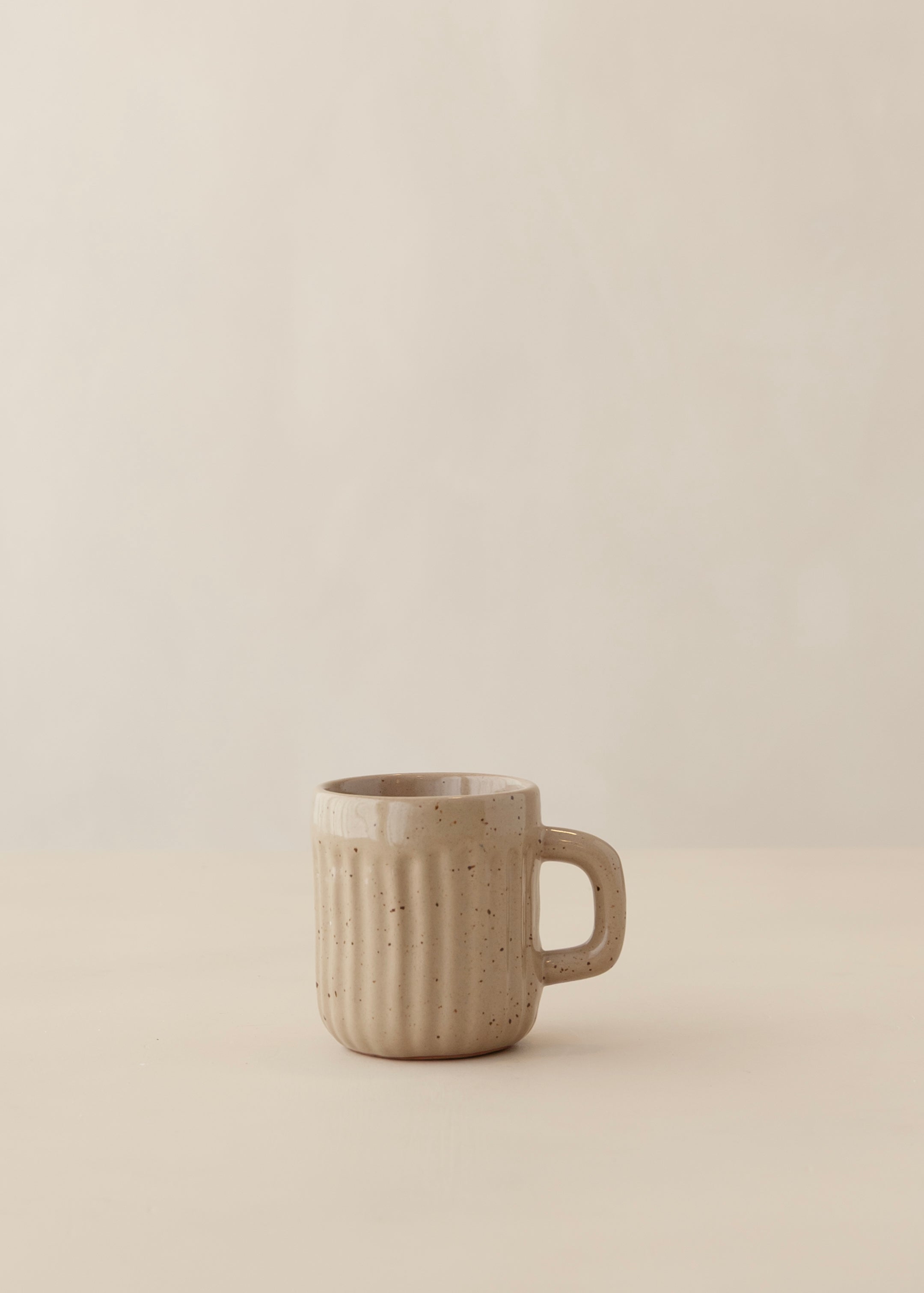 Dami Cup / Speckled Cream