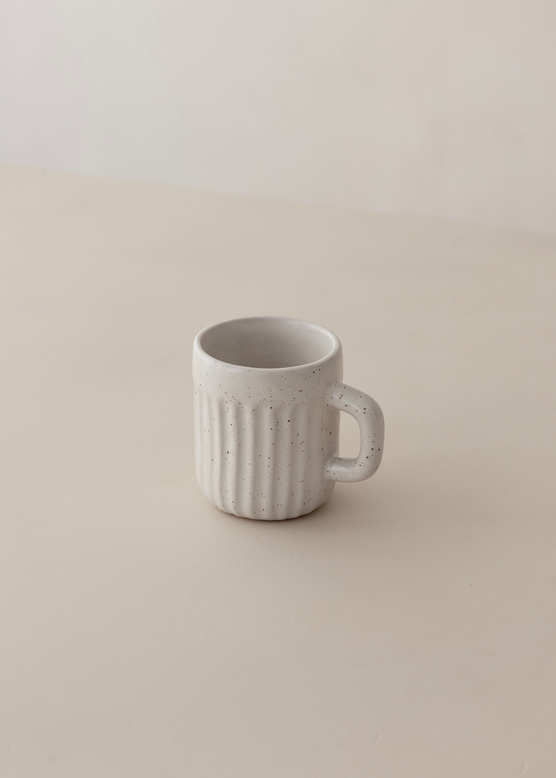 Dami Cup / Speckled White