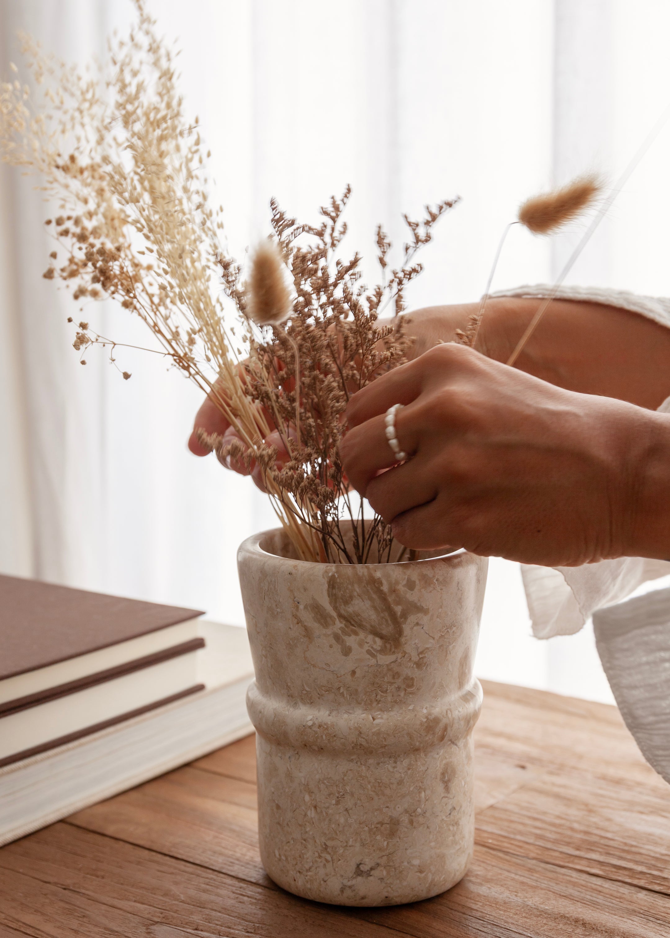 Della Marble Vessel / Cream