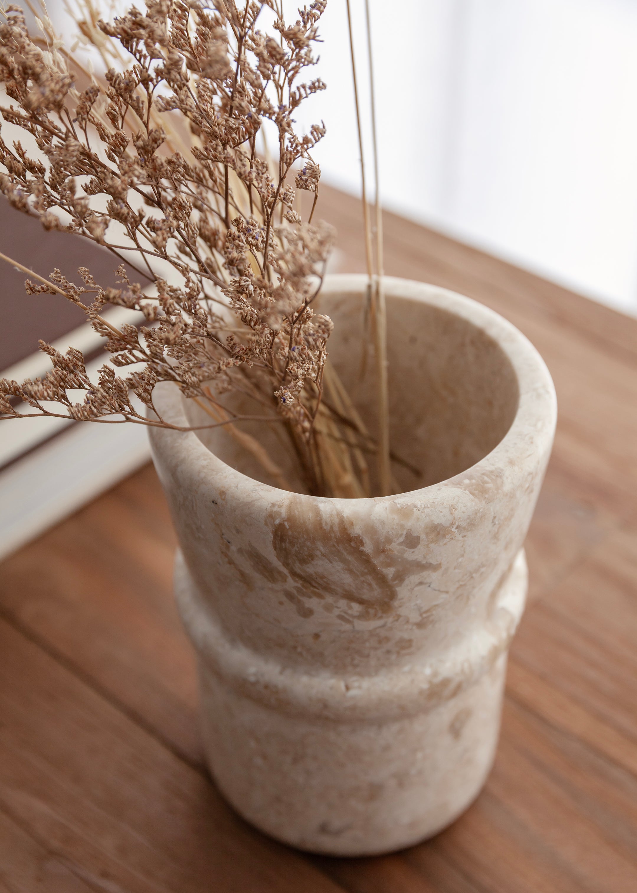 Della Marble Vessel / Cream