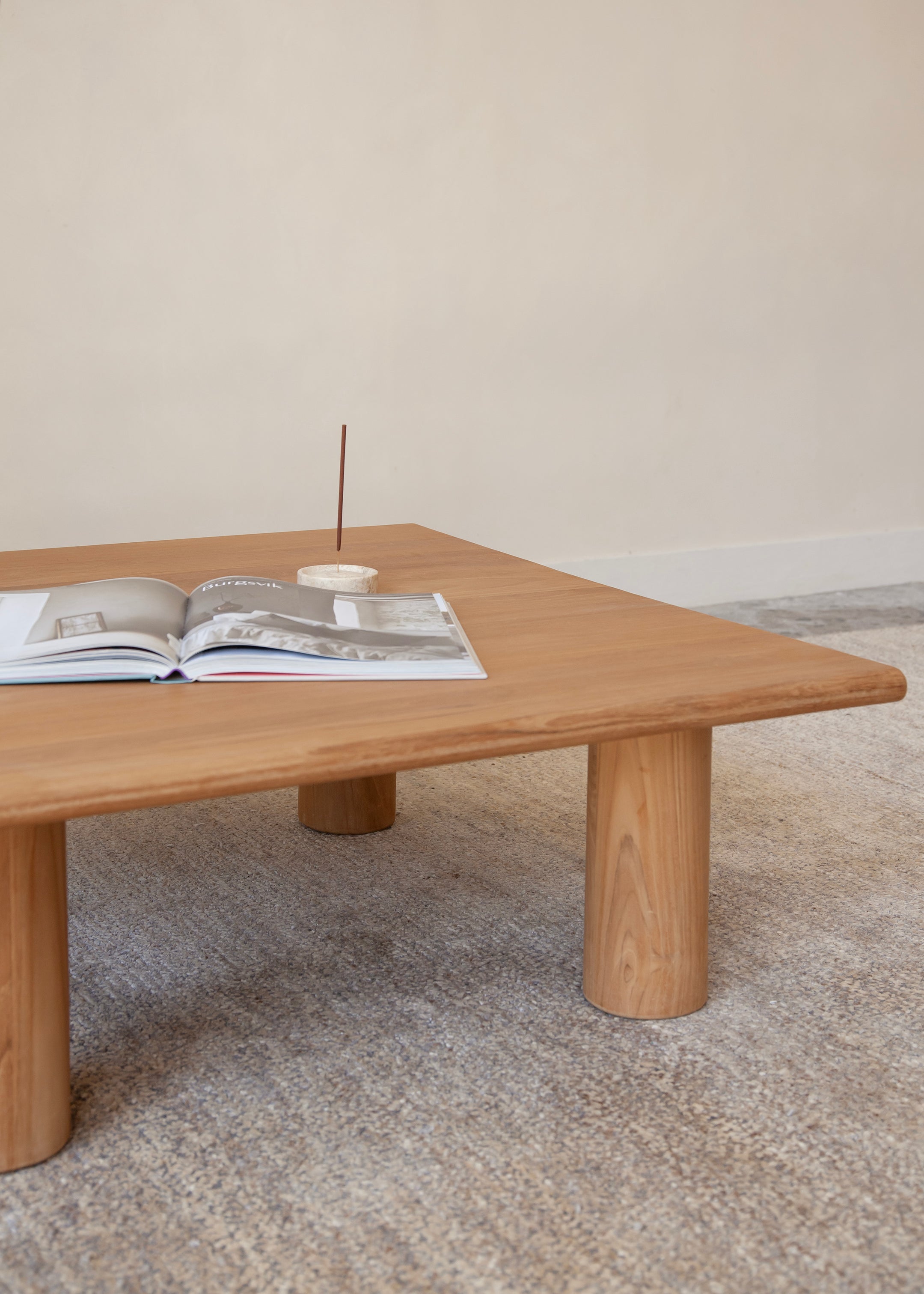 Dillon Coffee Table / Natural