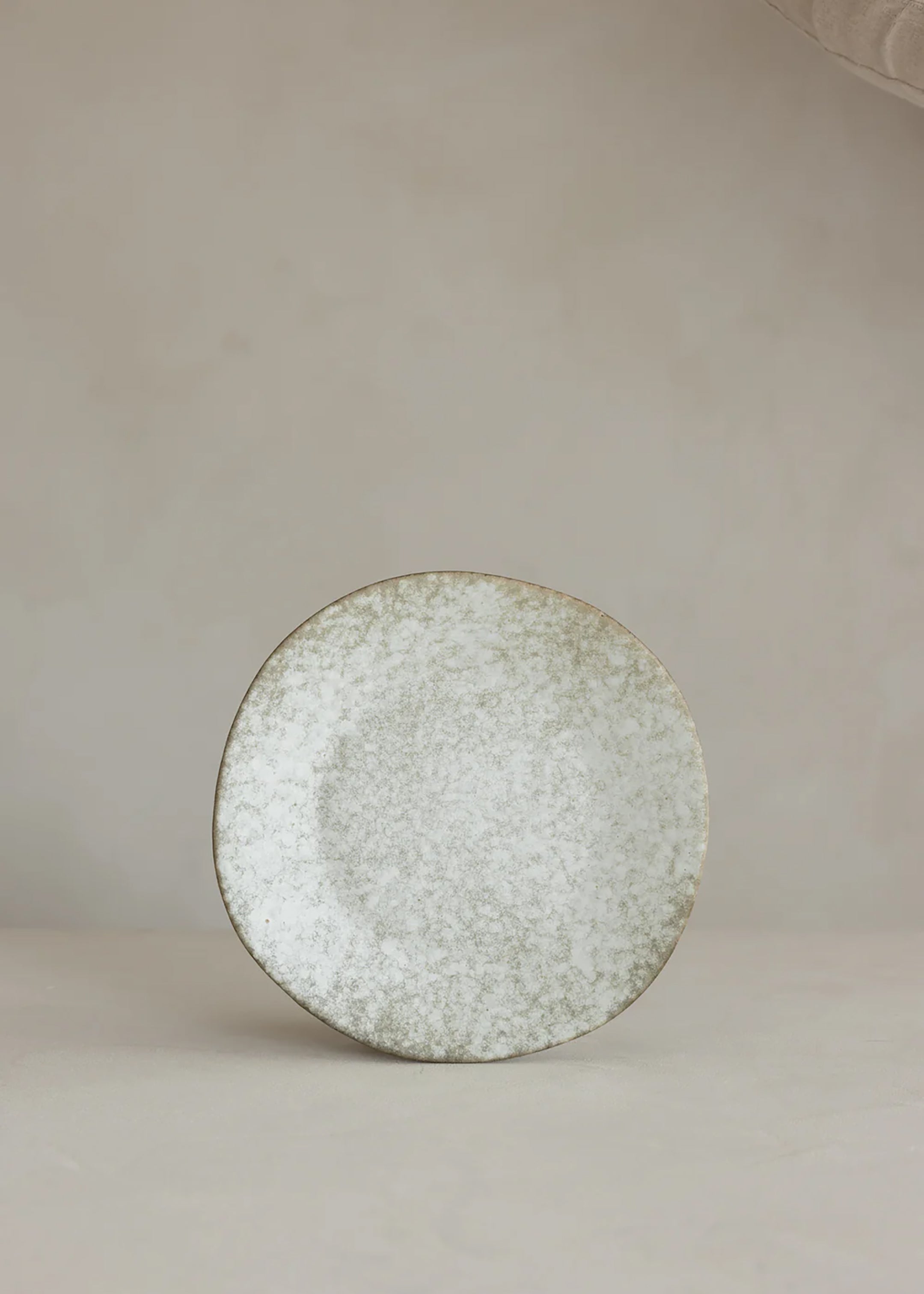 Dusk Stoneware Round Platter