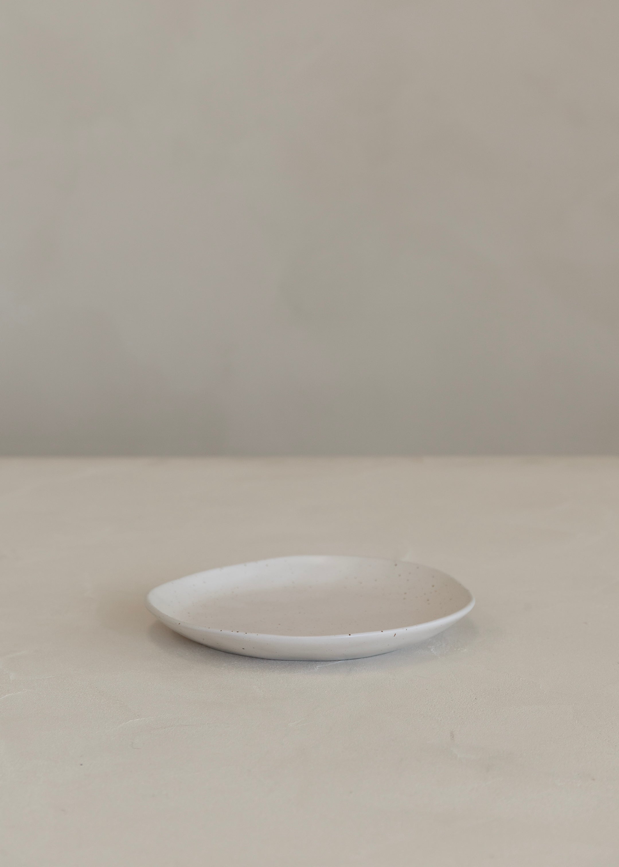 Earth Side Plates / Natural