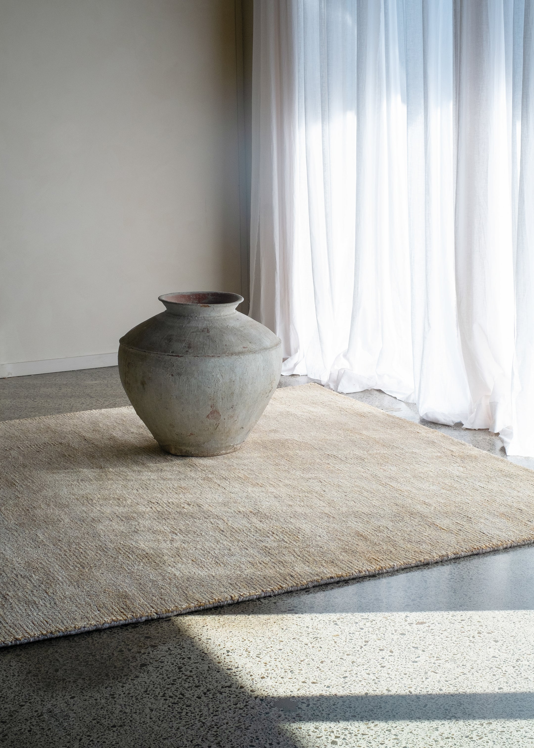 Fairbanks Floor Rug / Limestone