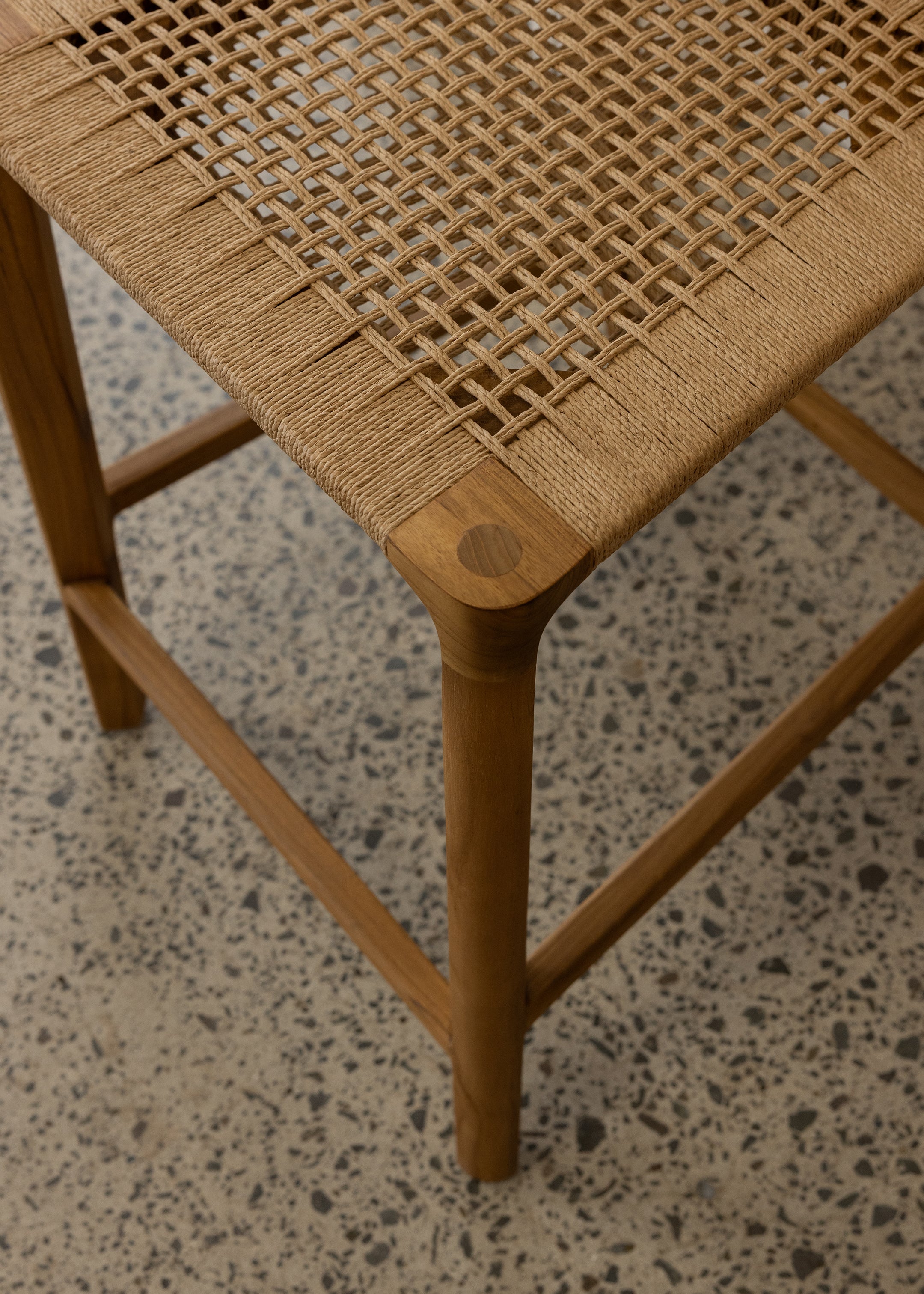 Glide Luxe Stool / Natural Loom
