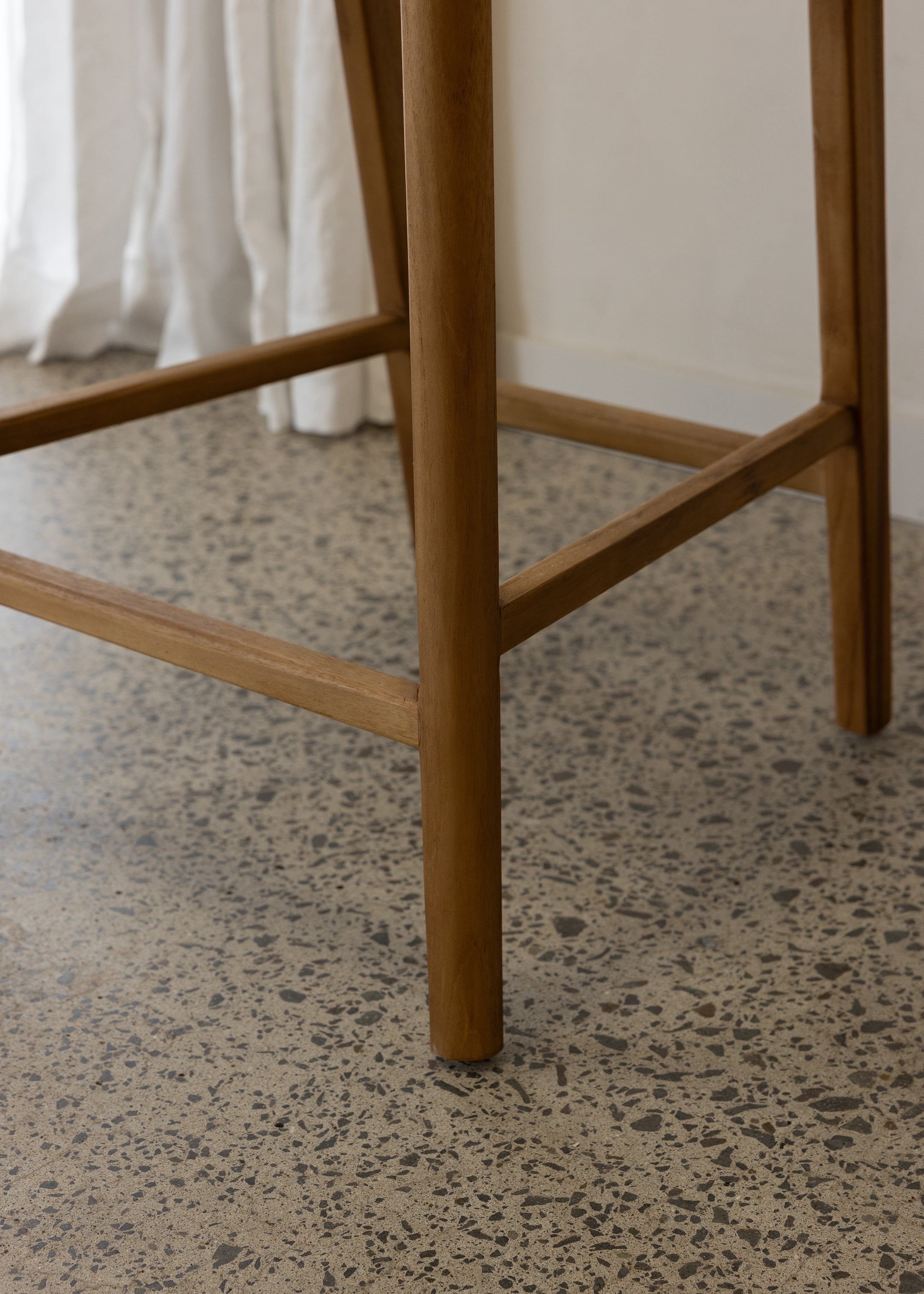 Glide Luxe Stool / Natural