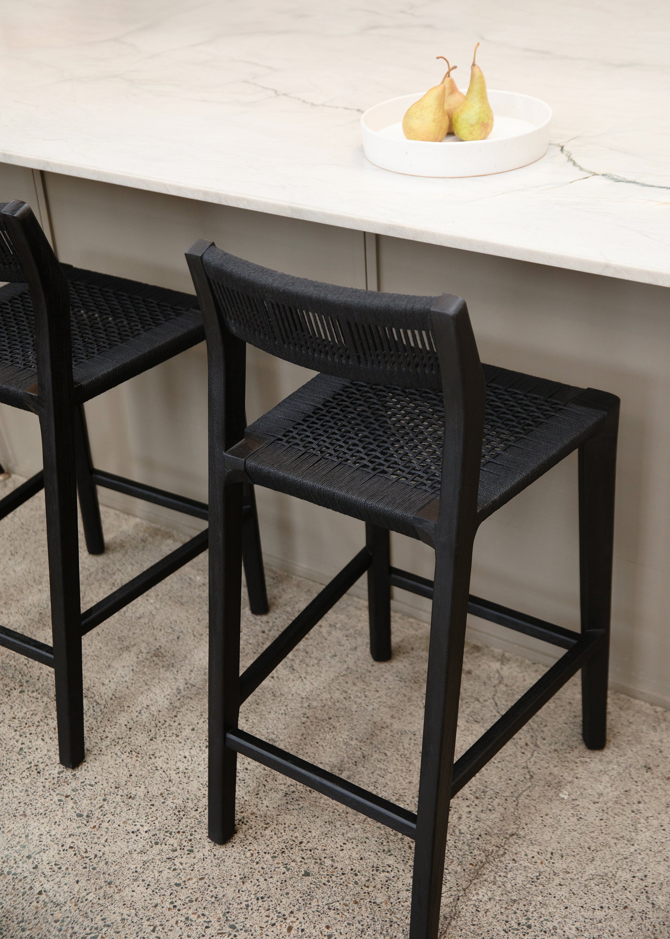 Glide Luxe Stool / Black Loom