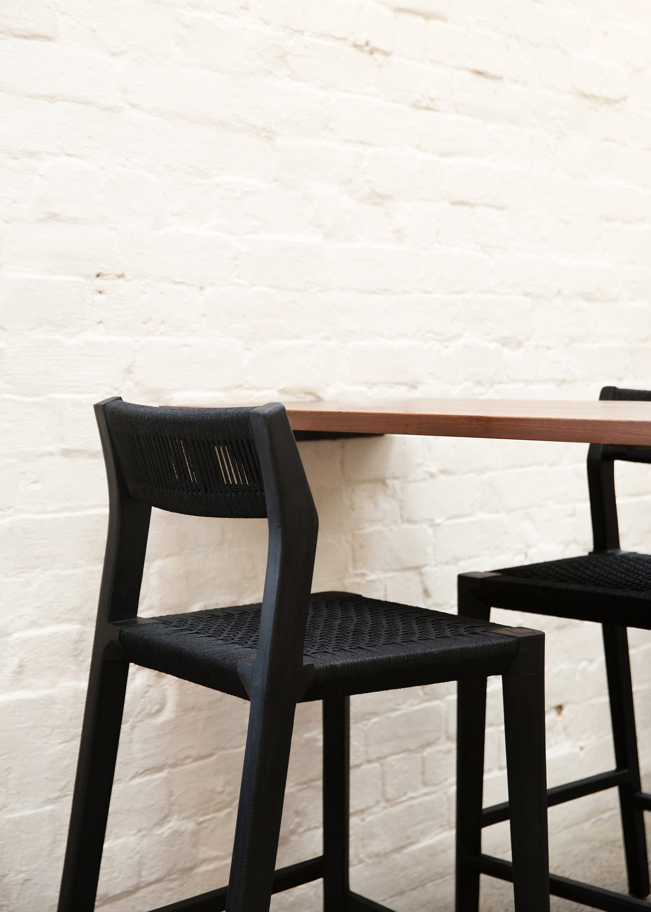 Glide Luxe Stool / Black Loom