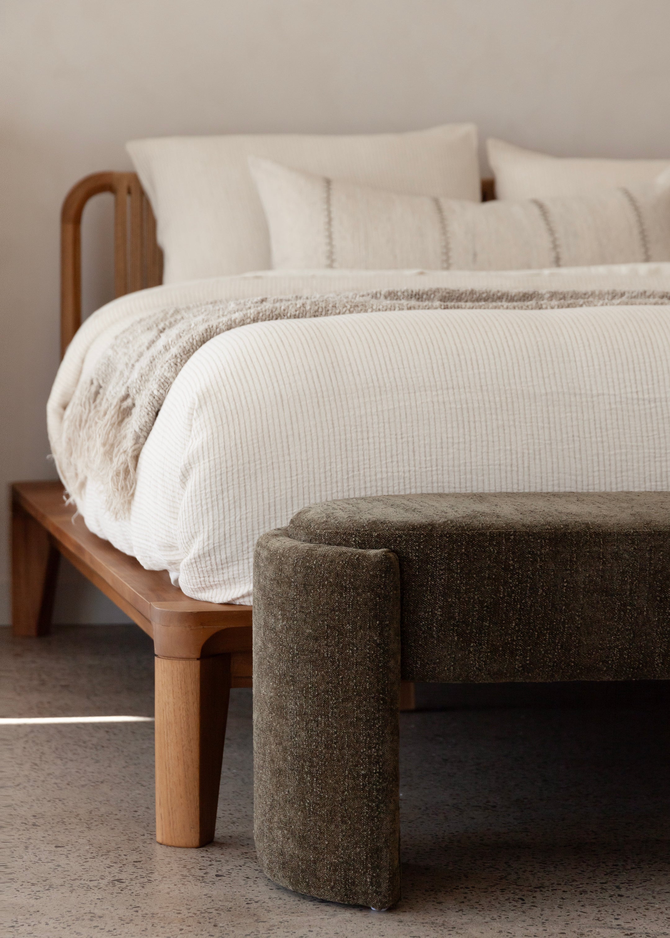 Jules Bench Seat