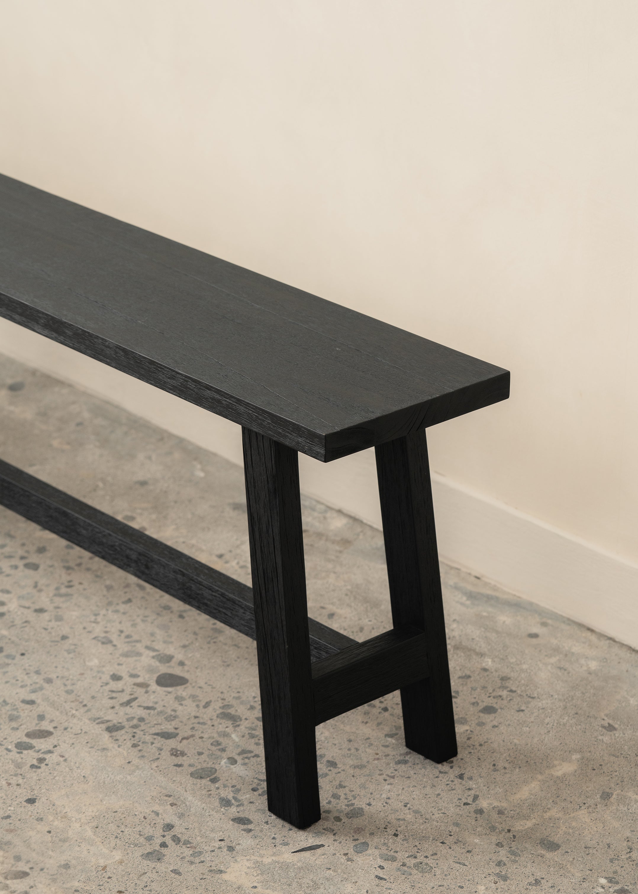 Jacob Bench / Black