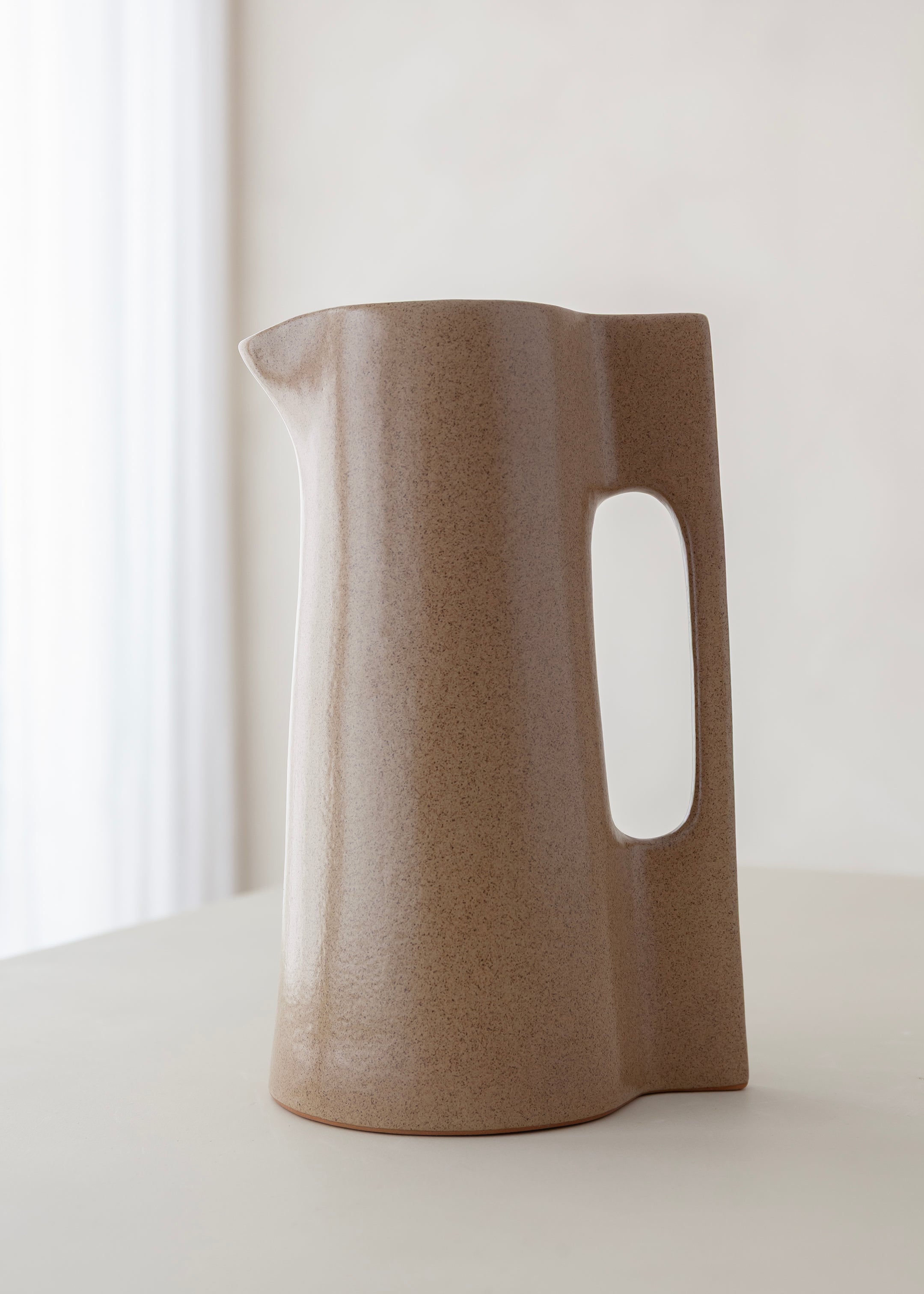 Kaia Jug / Caramel