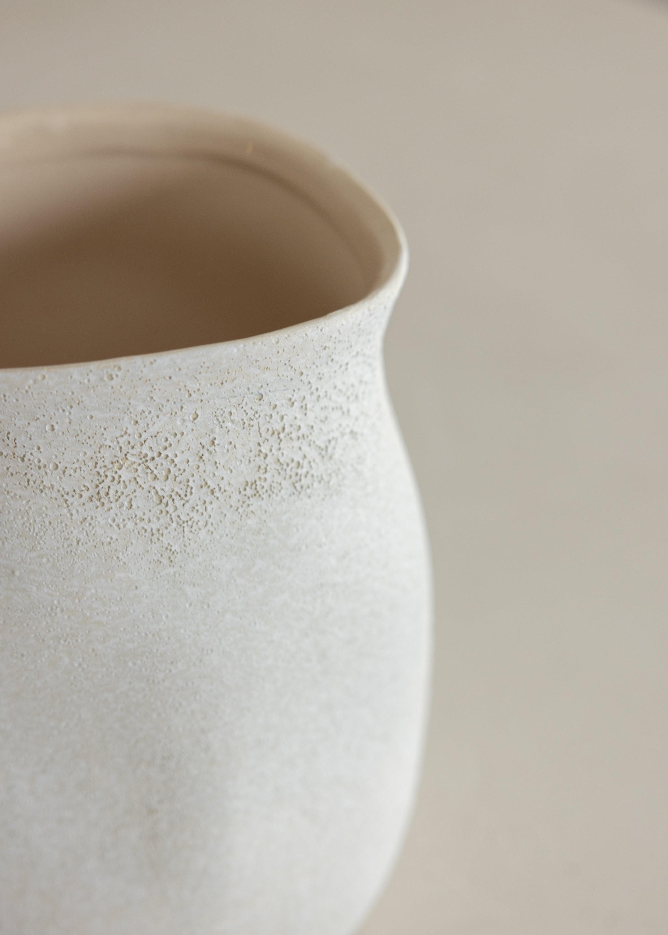 Maliah Tall Pot