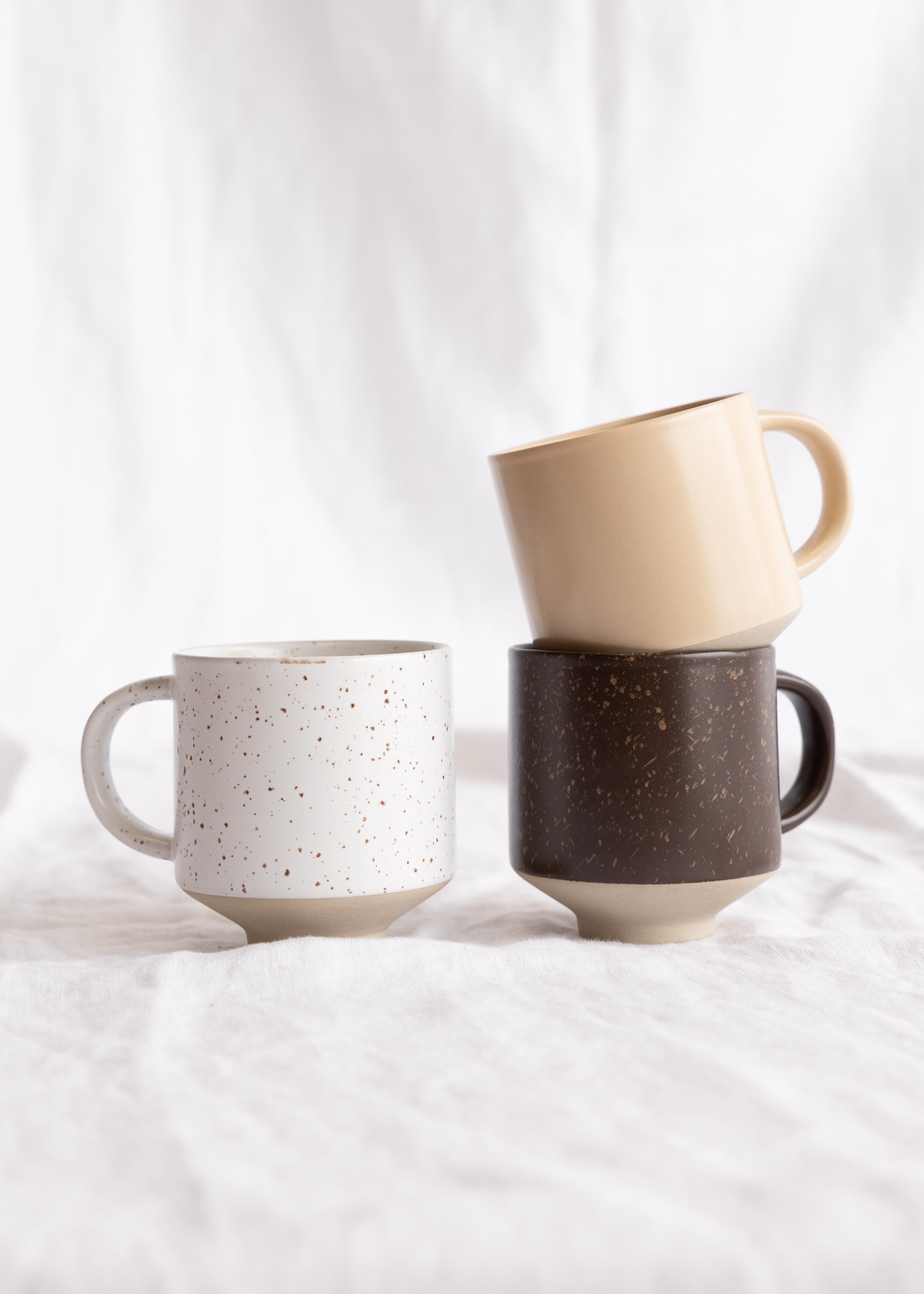 Hagi Cup / White Light Brown