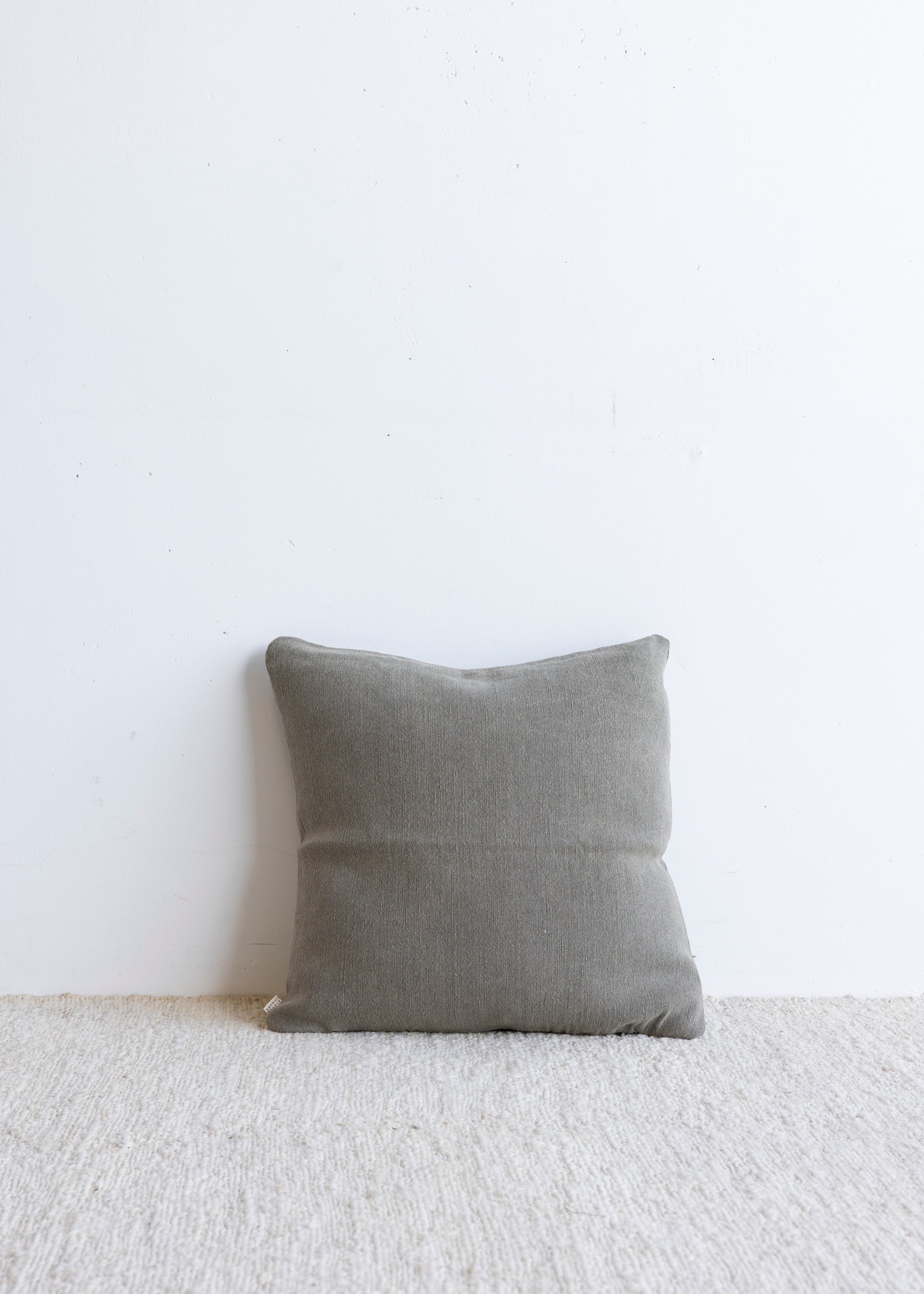 Hias Cushion Cover / Flax