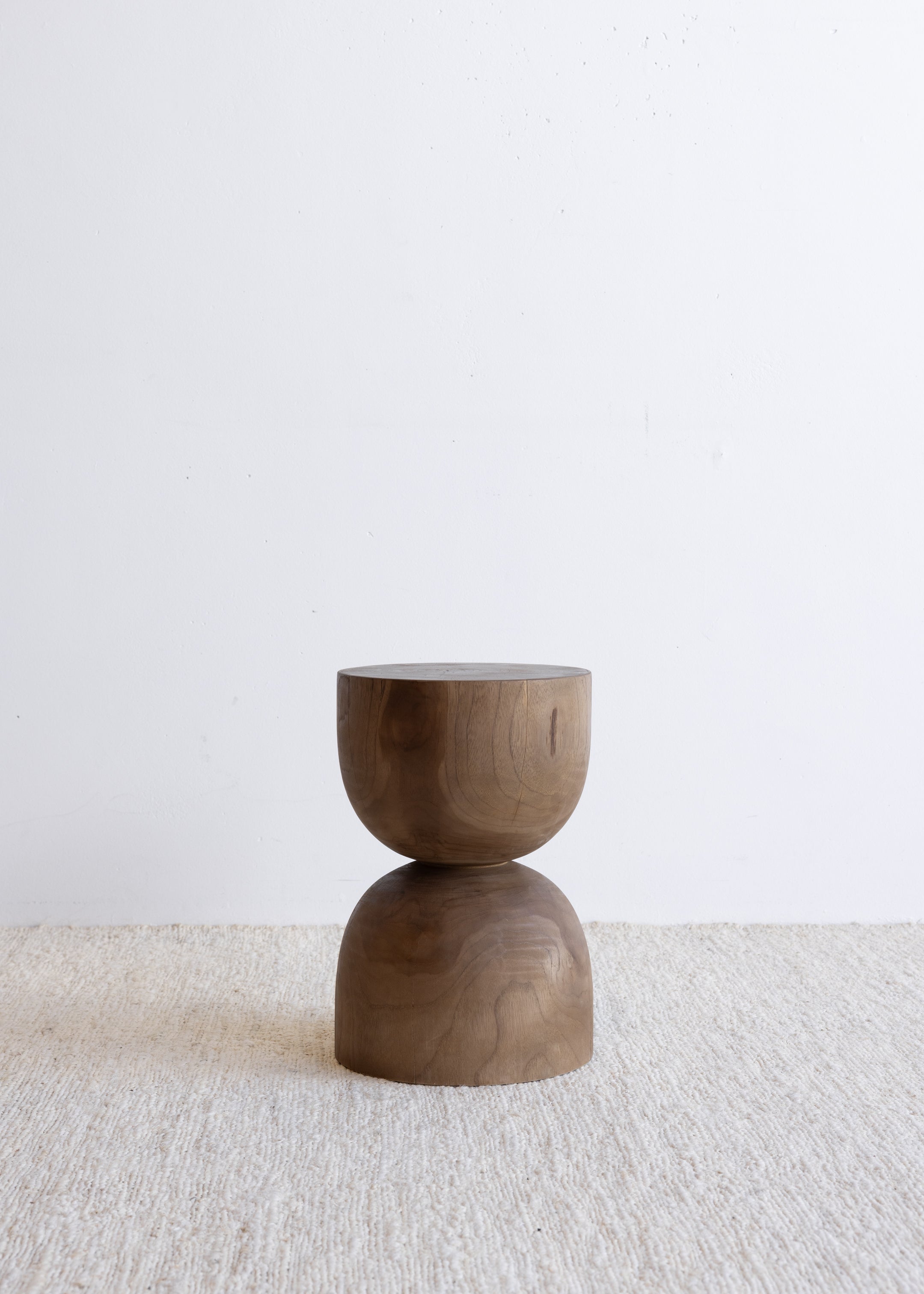 Nova Stump / Walnut