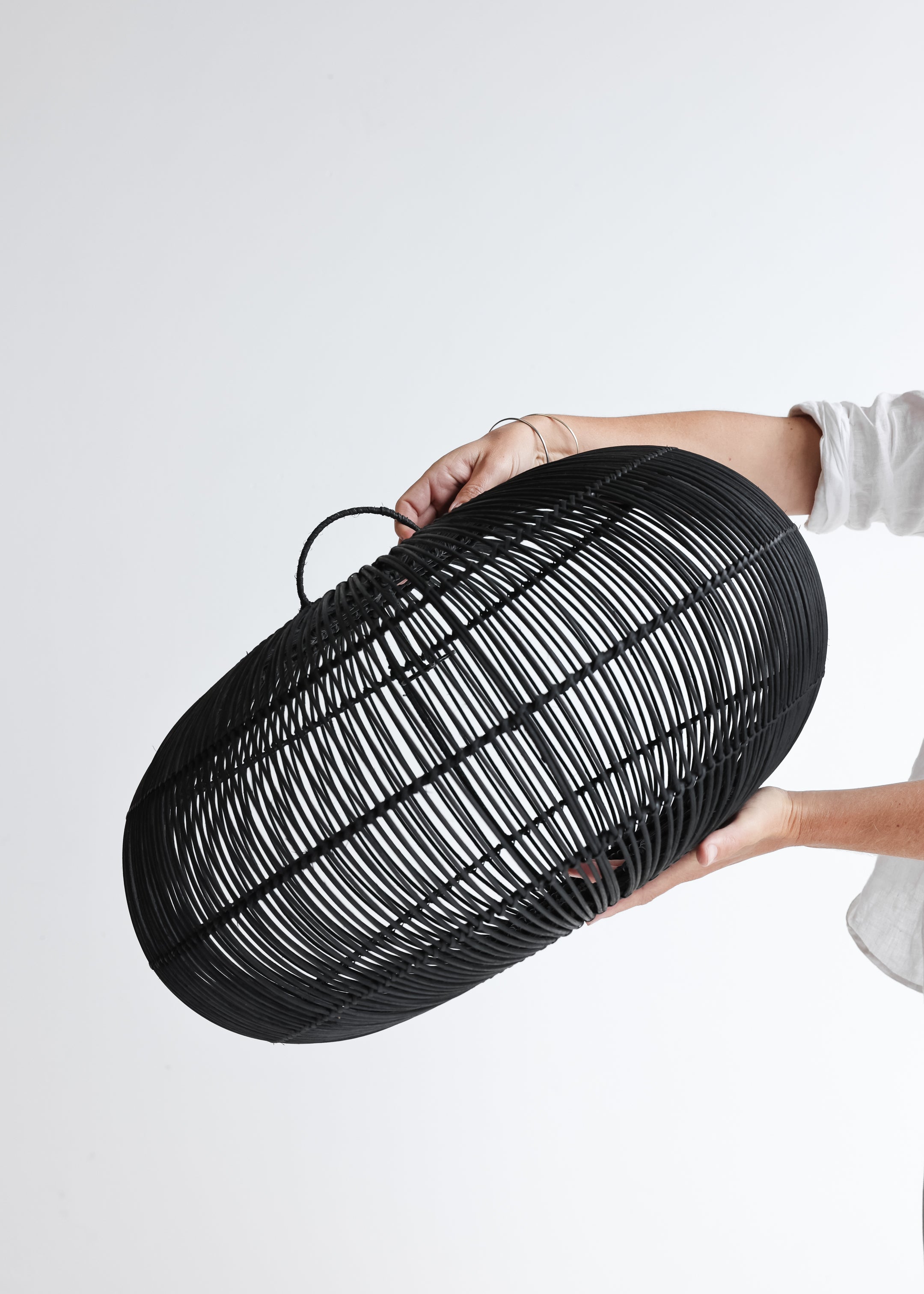 Ashley Pendant / Black