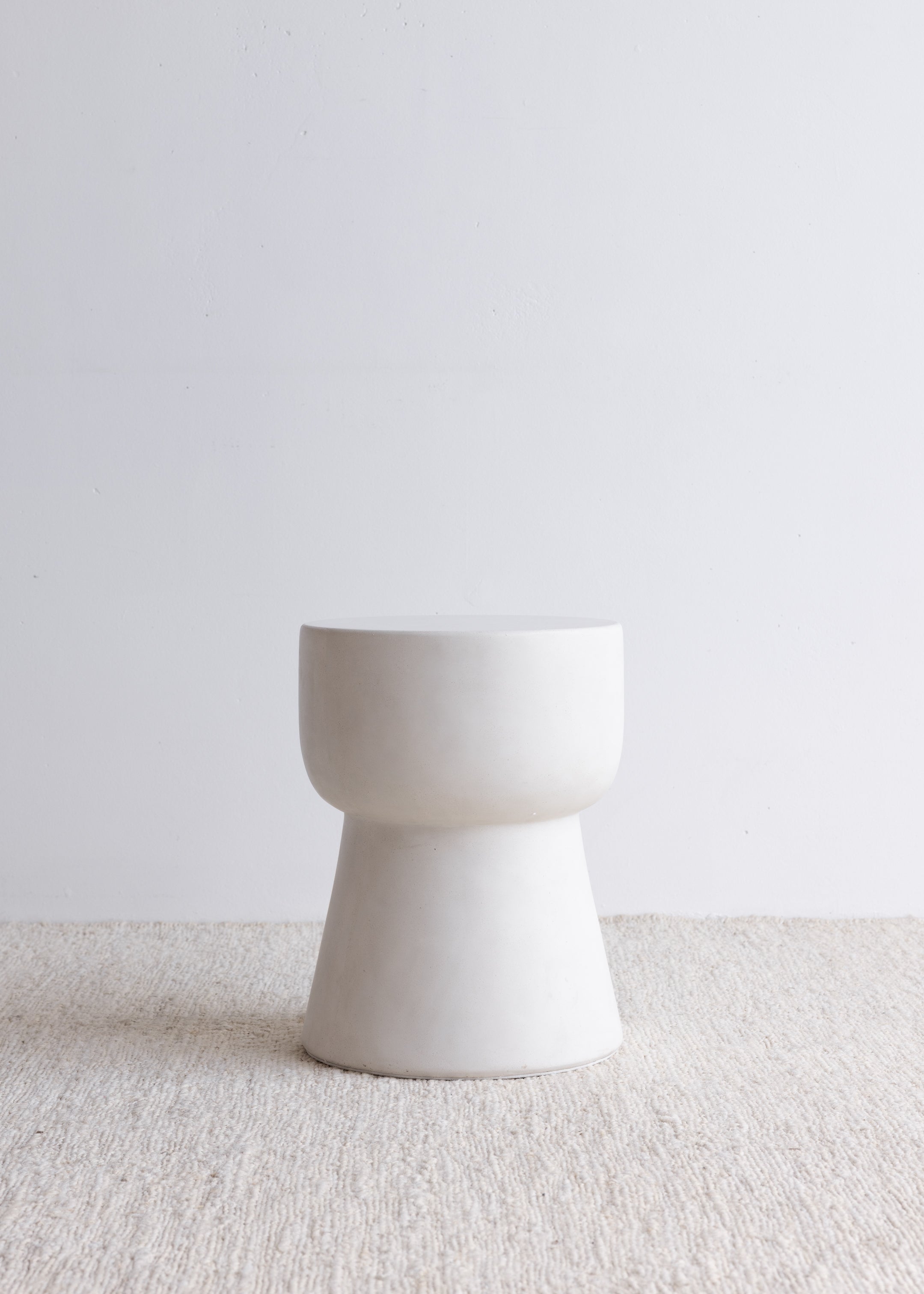 Frankie Stone Stool / Bone