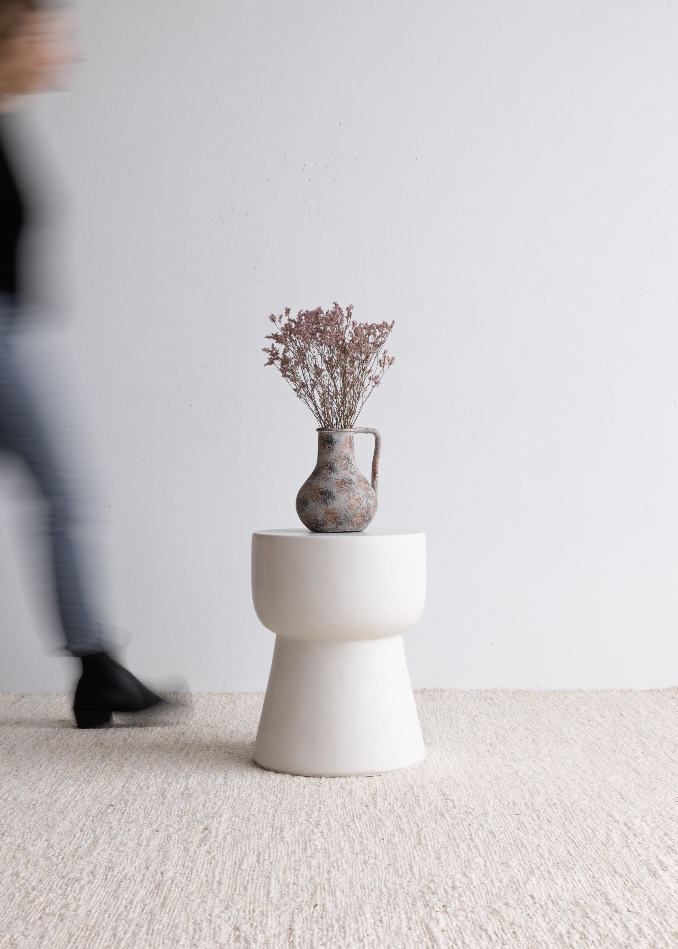 Frankie Stone Stool / Bone