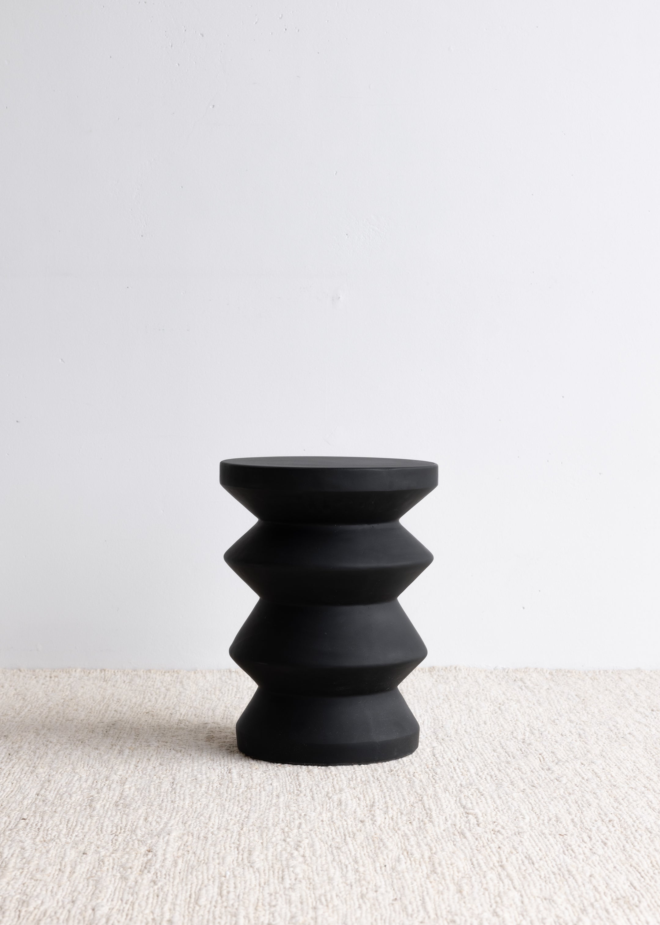 Nara Stump / Black