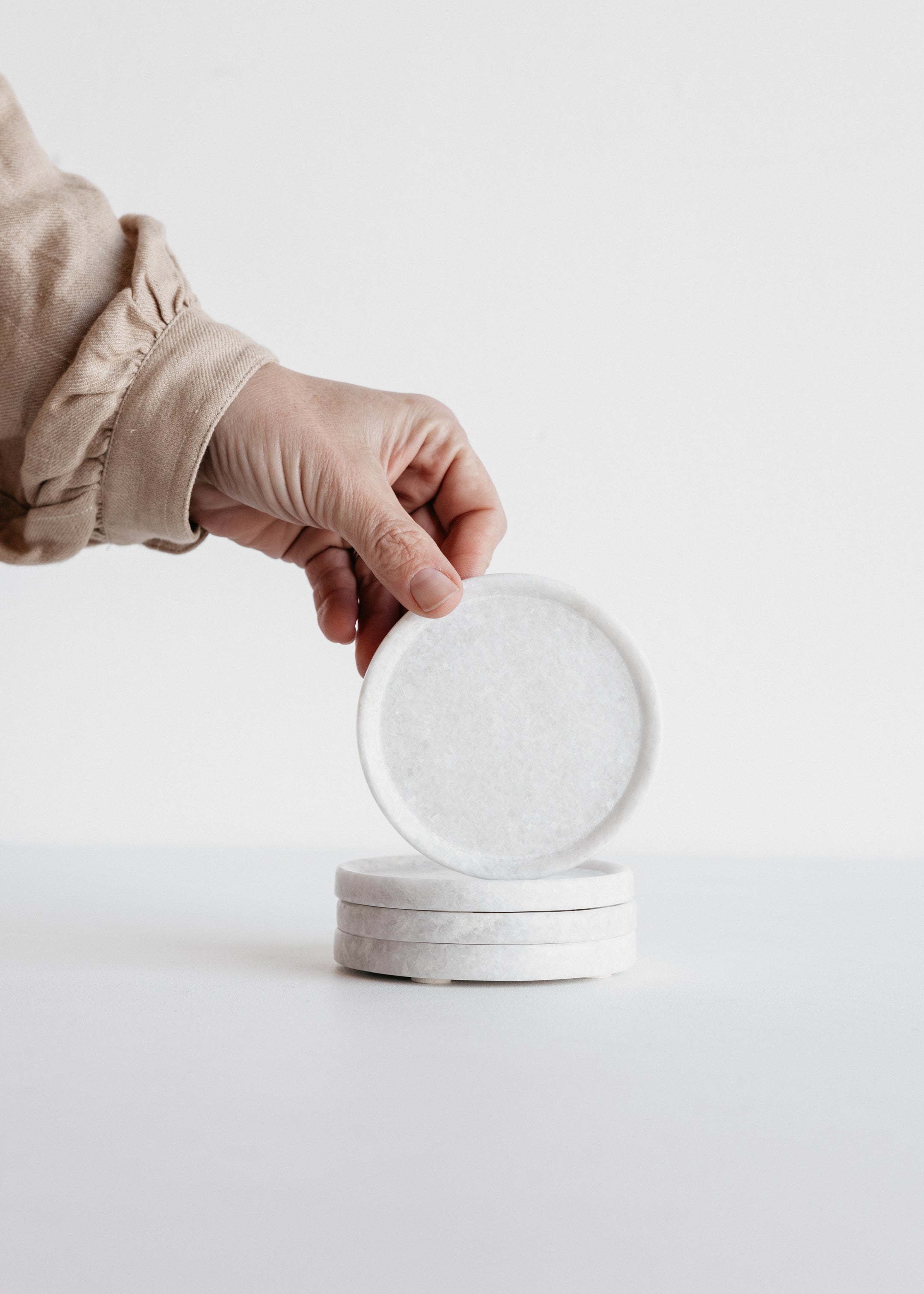 Marble Round Coasters Set Of 4 / White