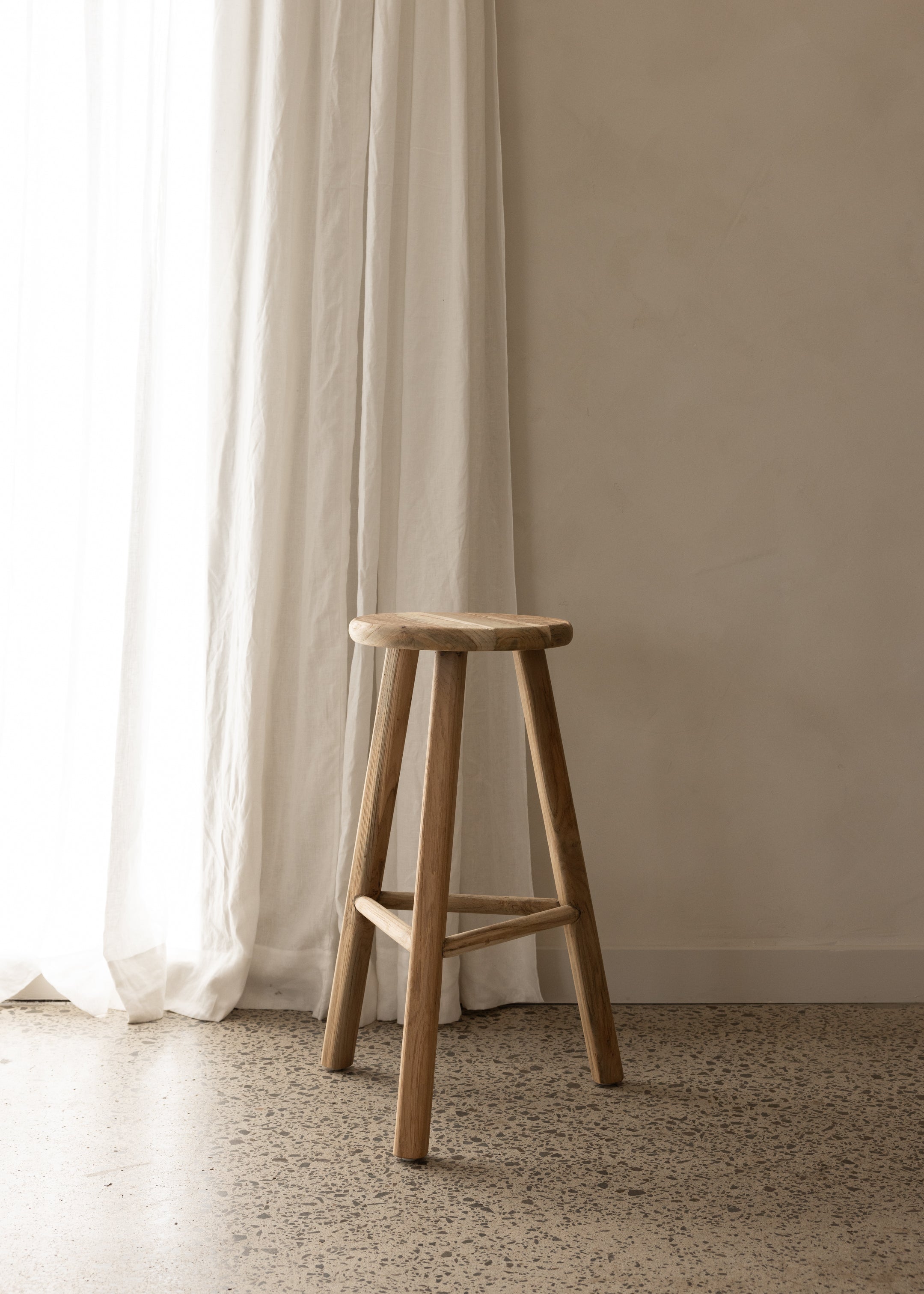 Village Stool / Natural