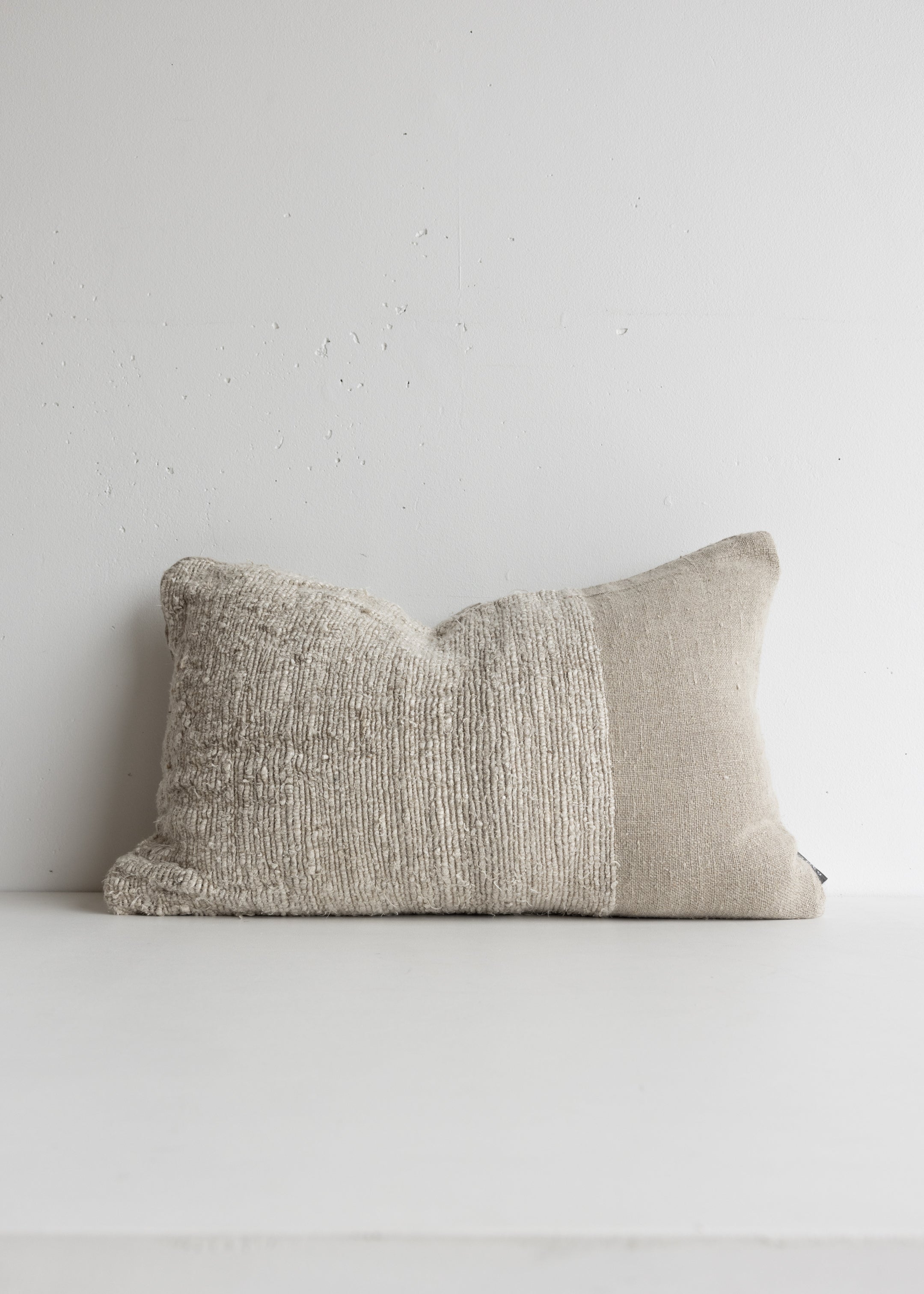 Raffine Linen Cushion Cover / 40 x 60