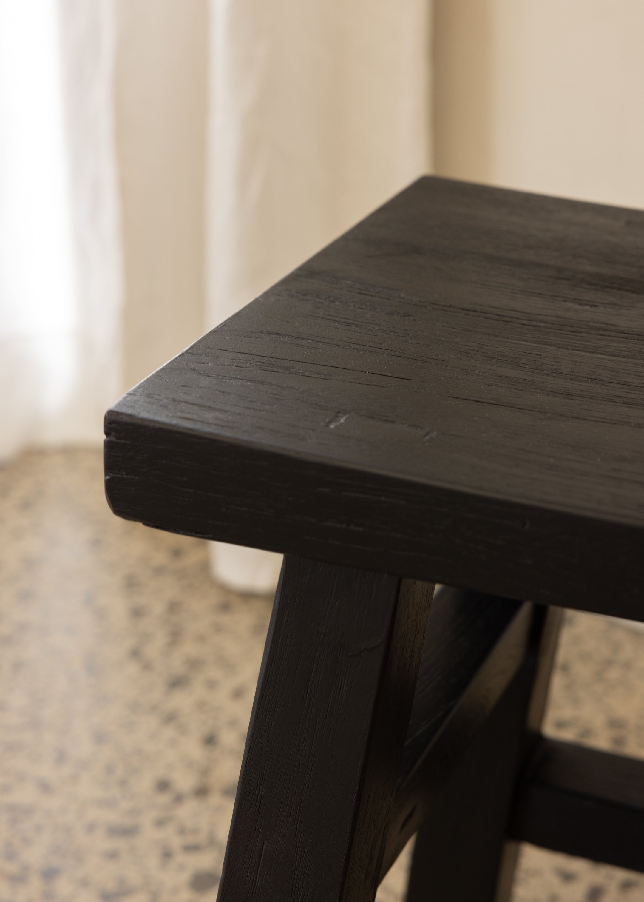 Zuri Stool / Black