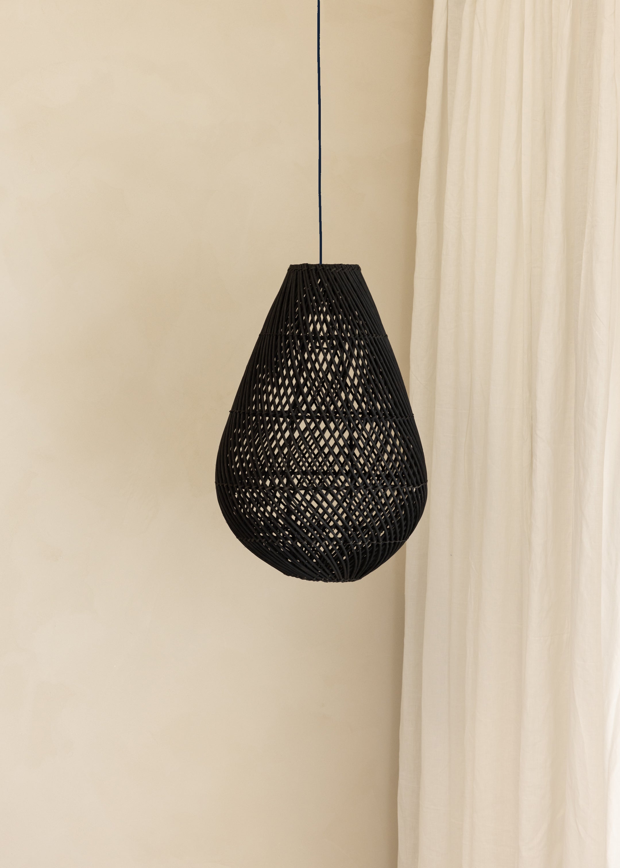 Evi Pendant / Black