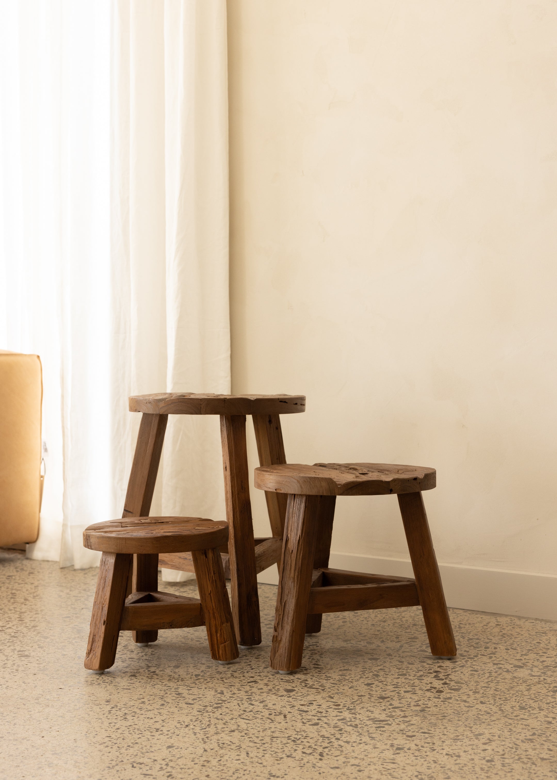Dallas Stool / Dark Teak