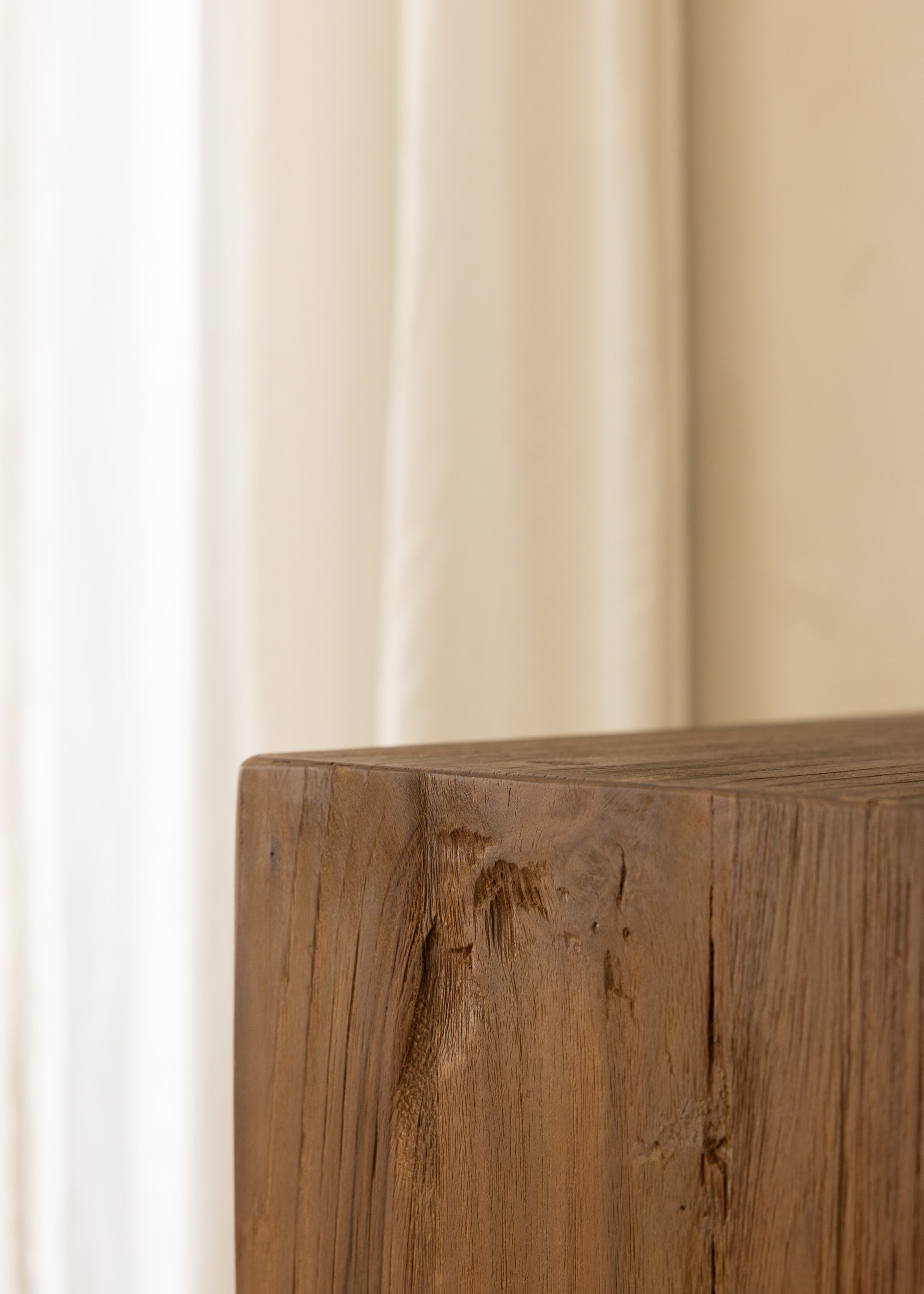 Sierra Plinth / Dark Teak