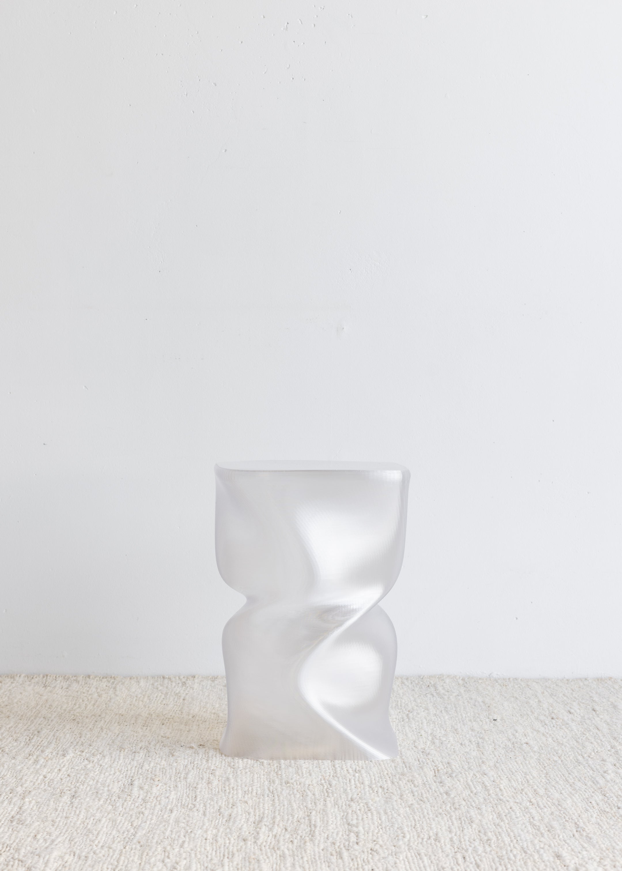 Twist Side Table / Clear