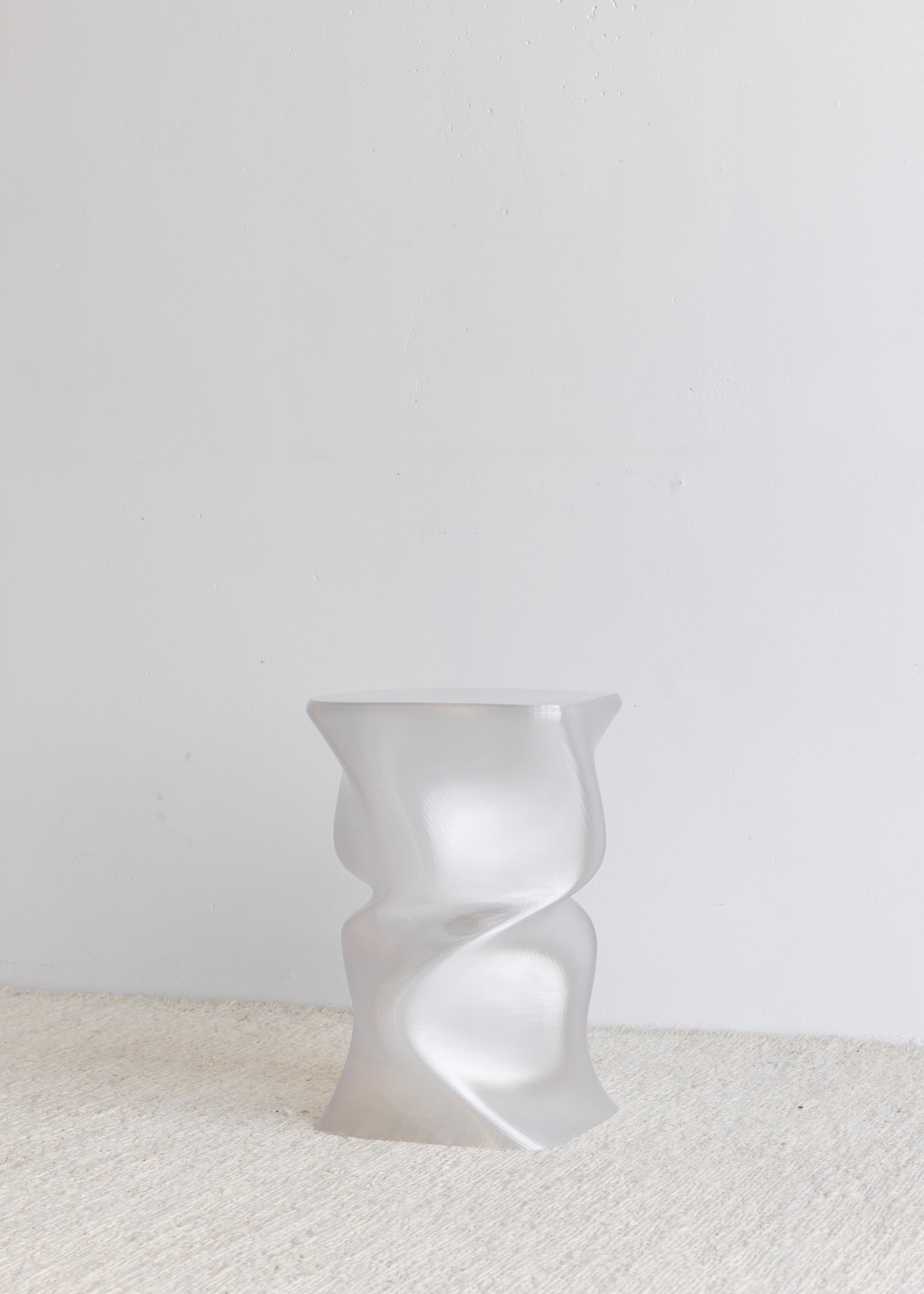 Twist Side Table / Clear