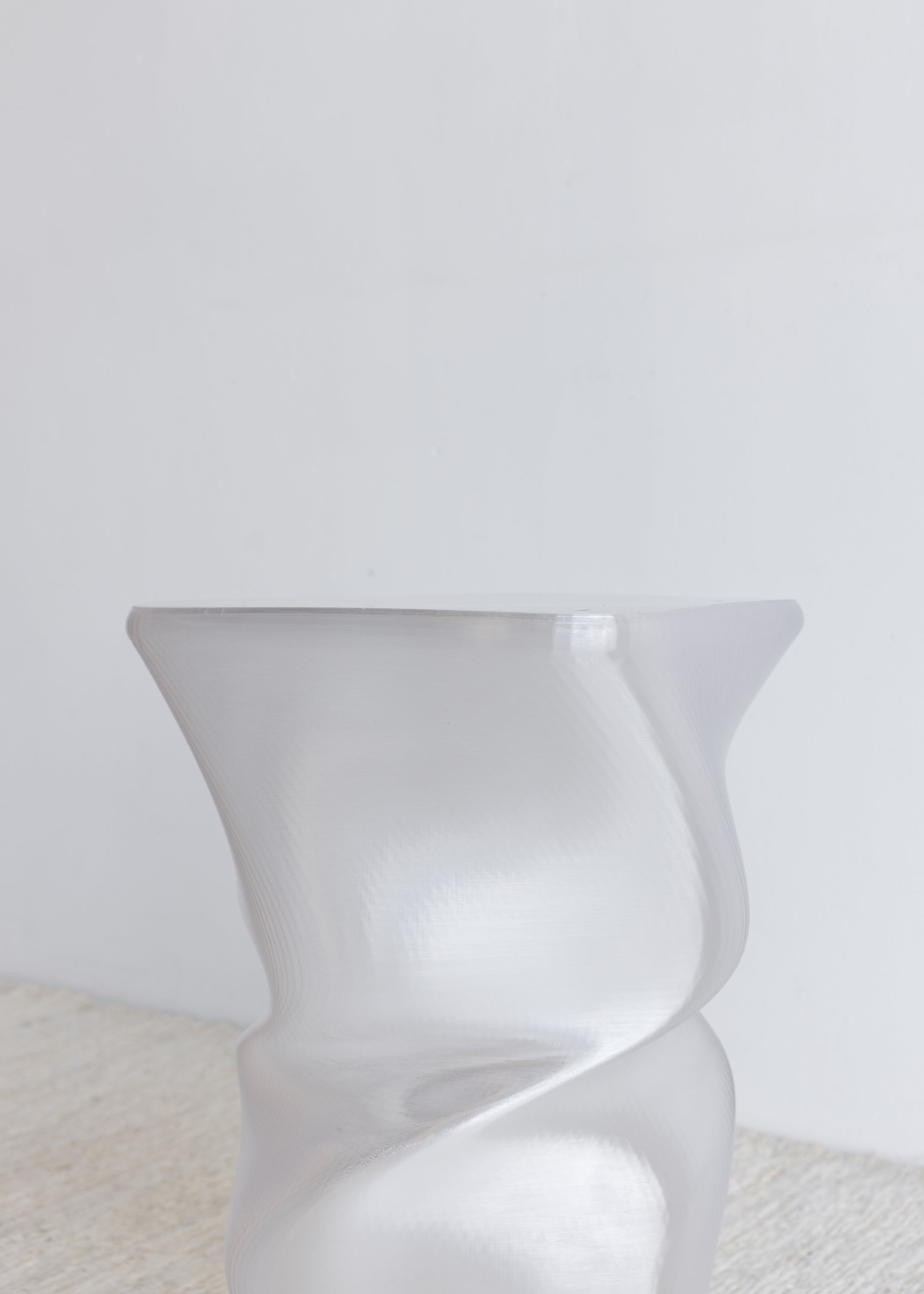 Twist Side Table / Clear