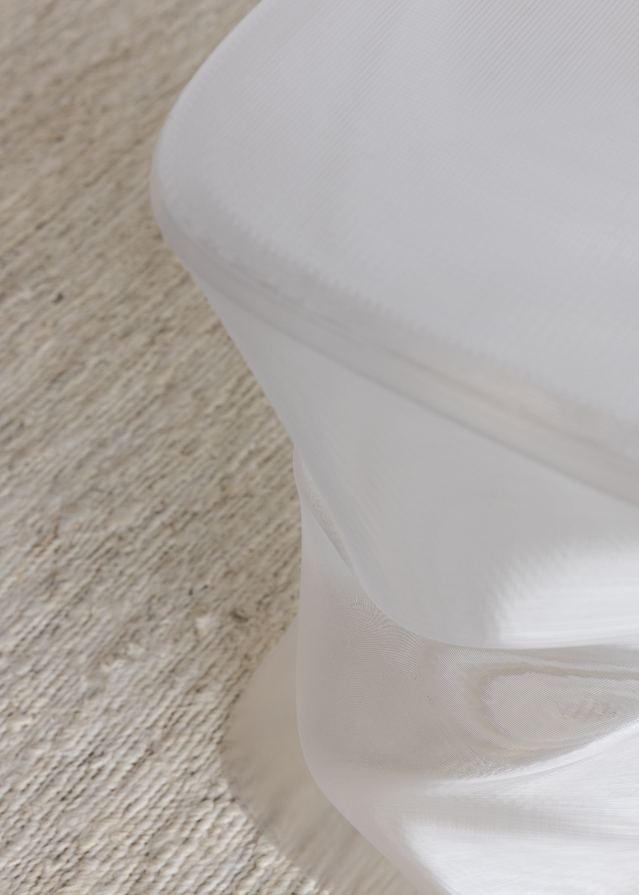Twist Side Table / Clear