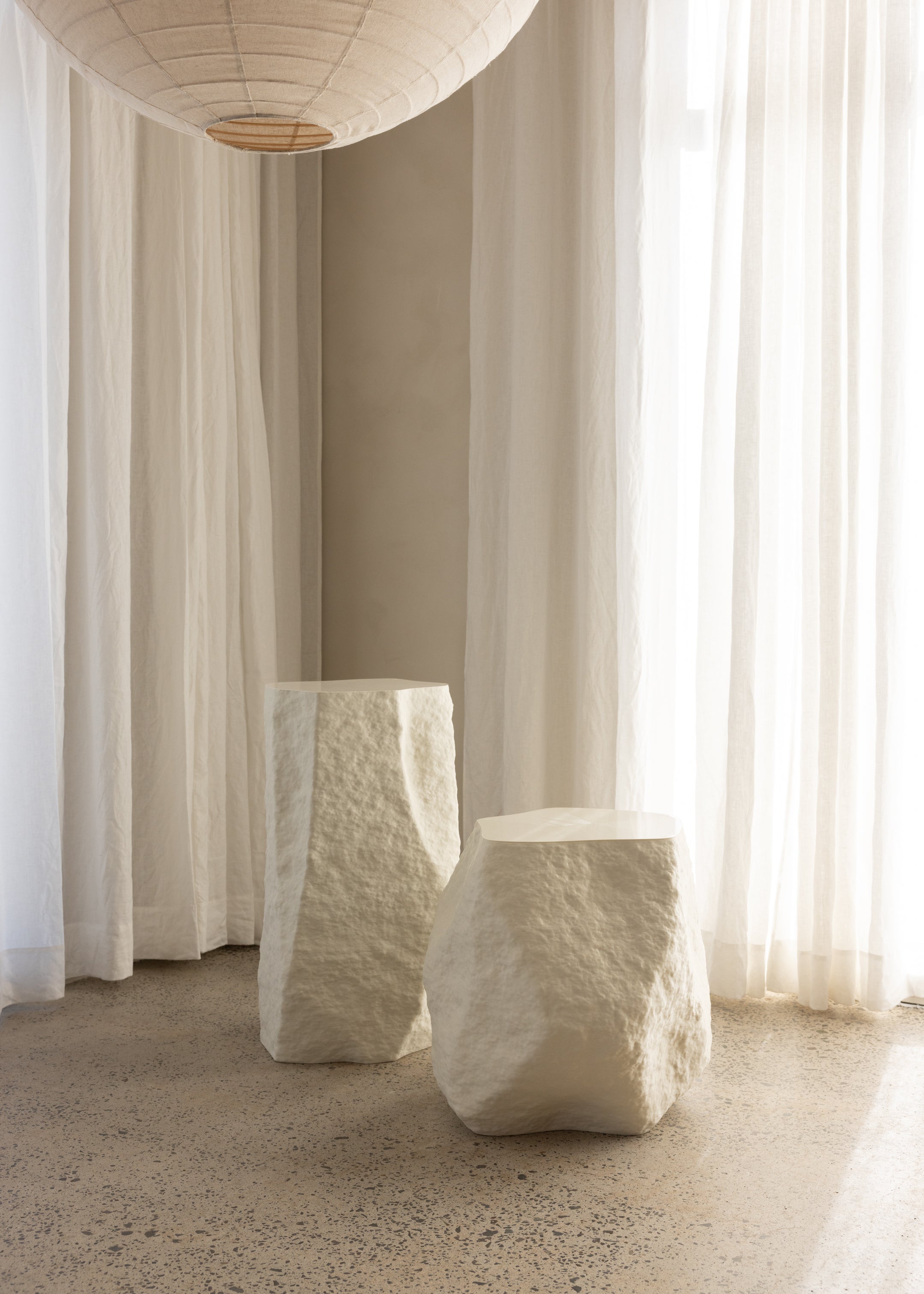 Rock Plinth / Eggshell