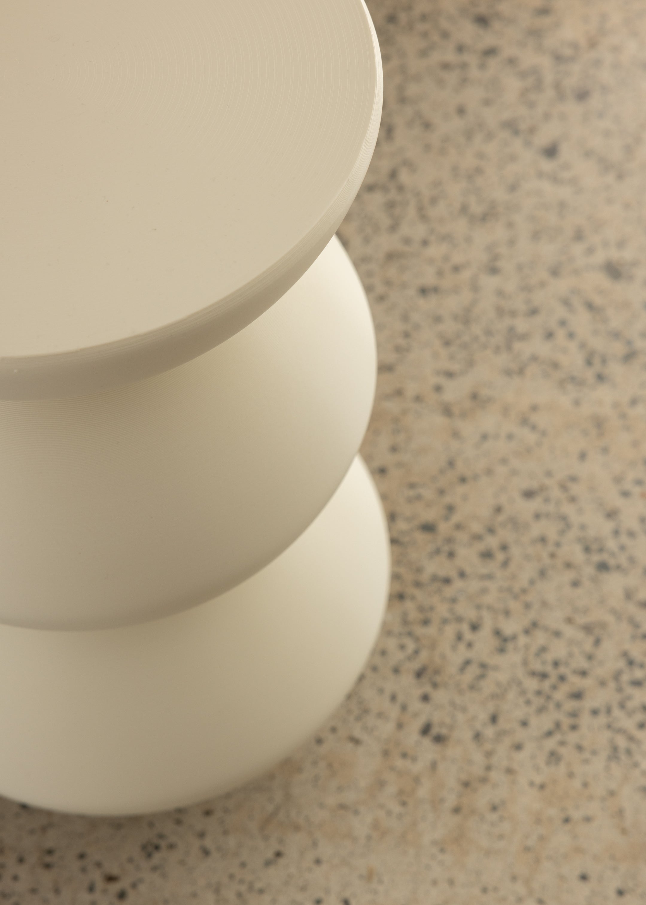 Bubble Side Table / Eggshell