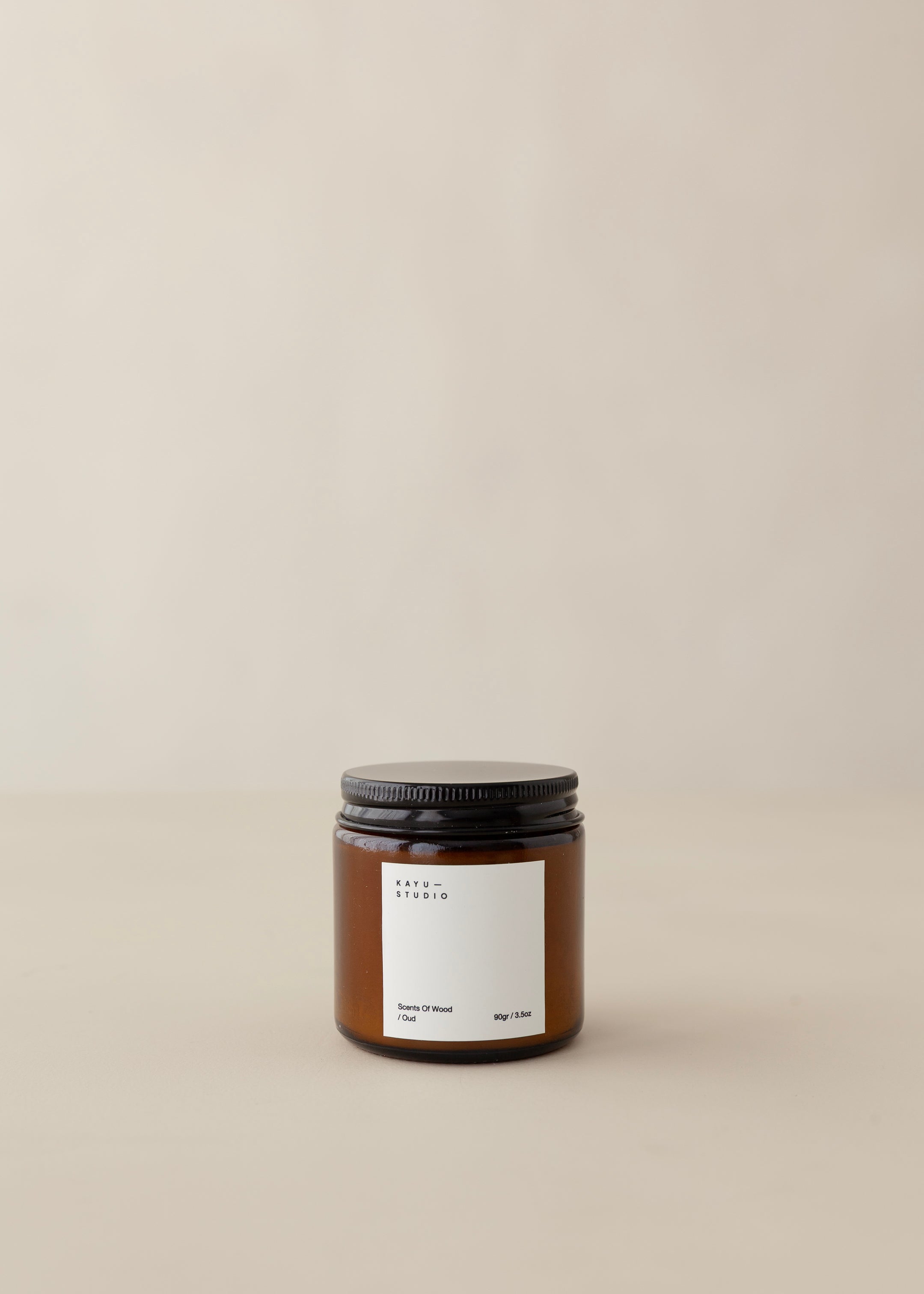 Kayu Signature Scented Candle 90g / Oud