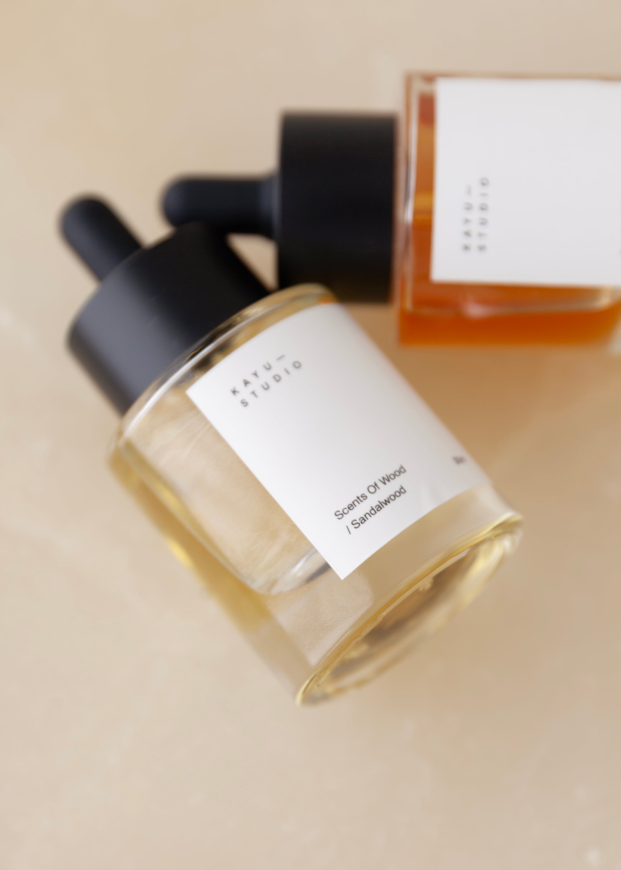 Kayu Signature Volcanic Rock Diffuser Oil / Sandalwood