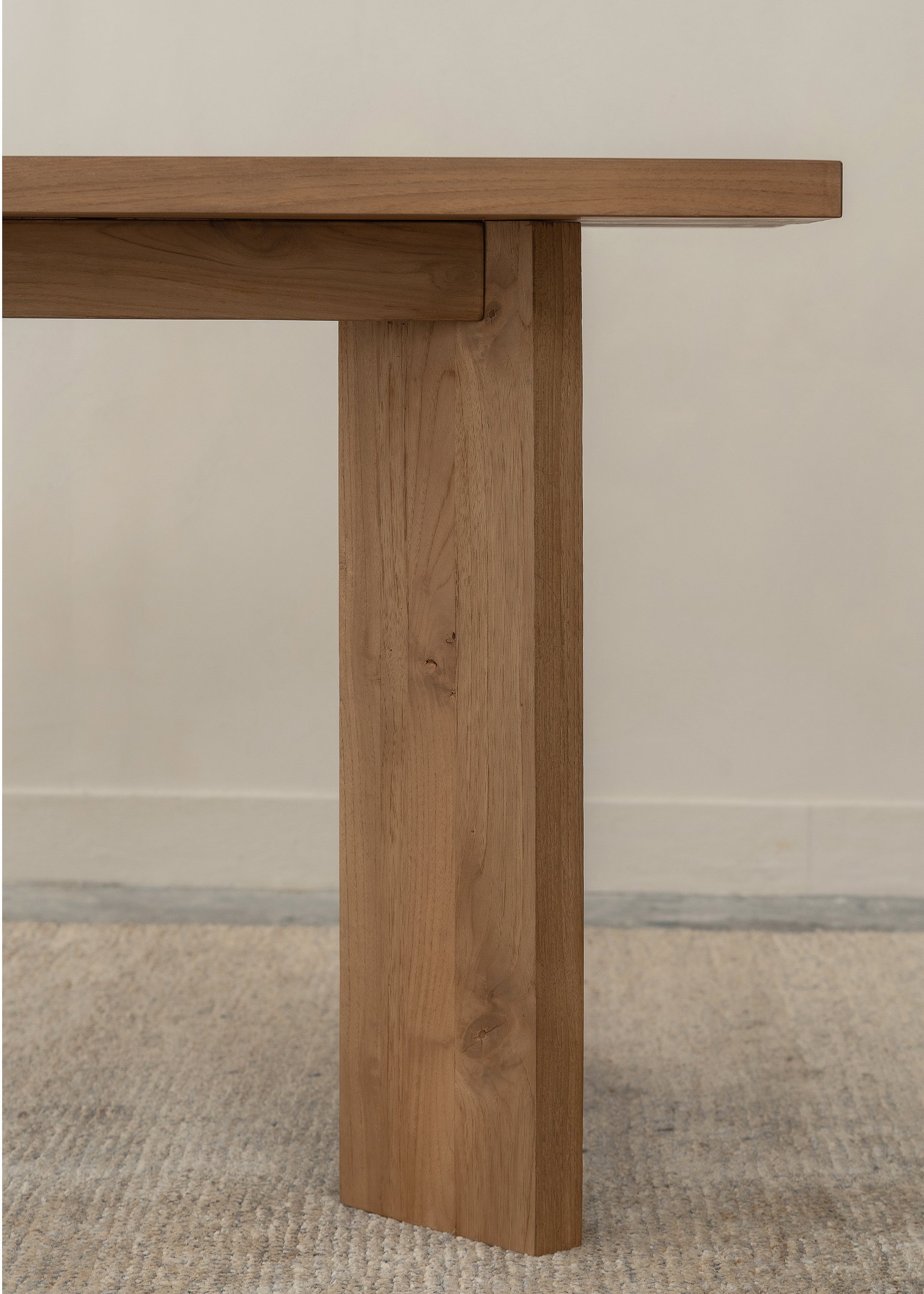 Neha Dining Table