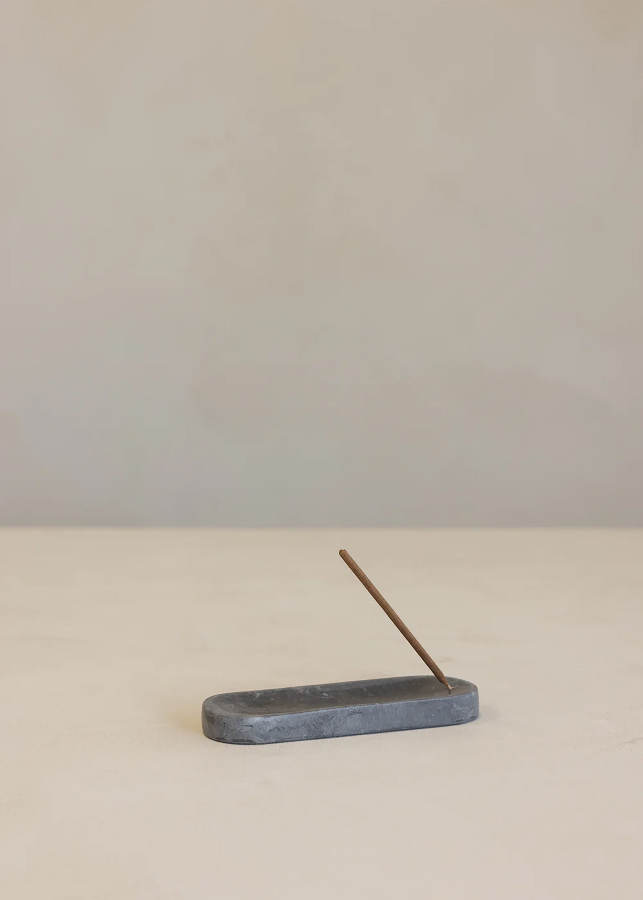 Isha Marble Incense Tray / Black