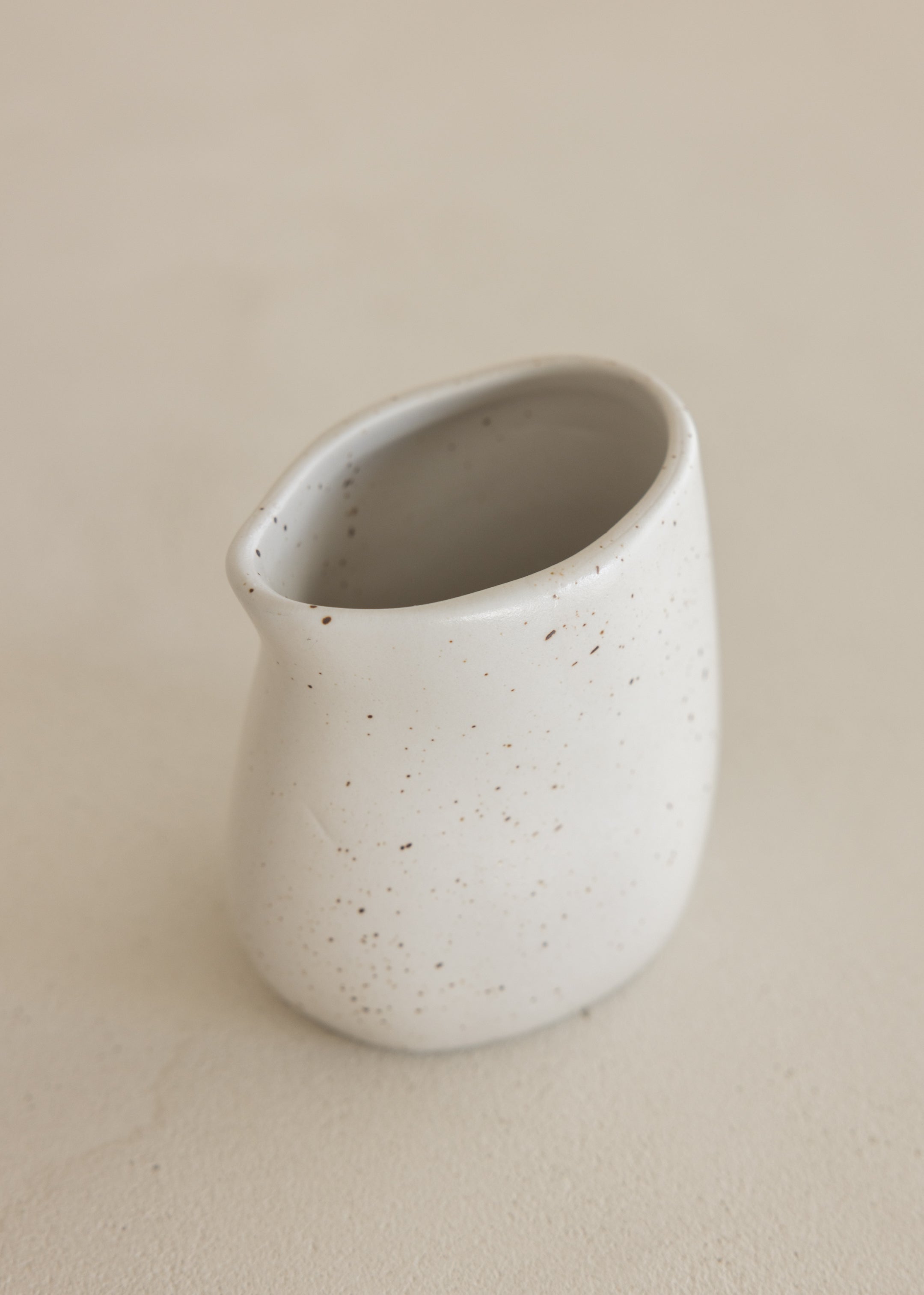 Earth Pourer / Natural